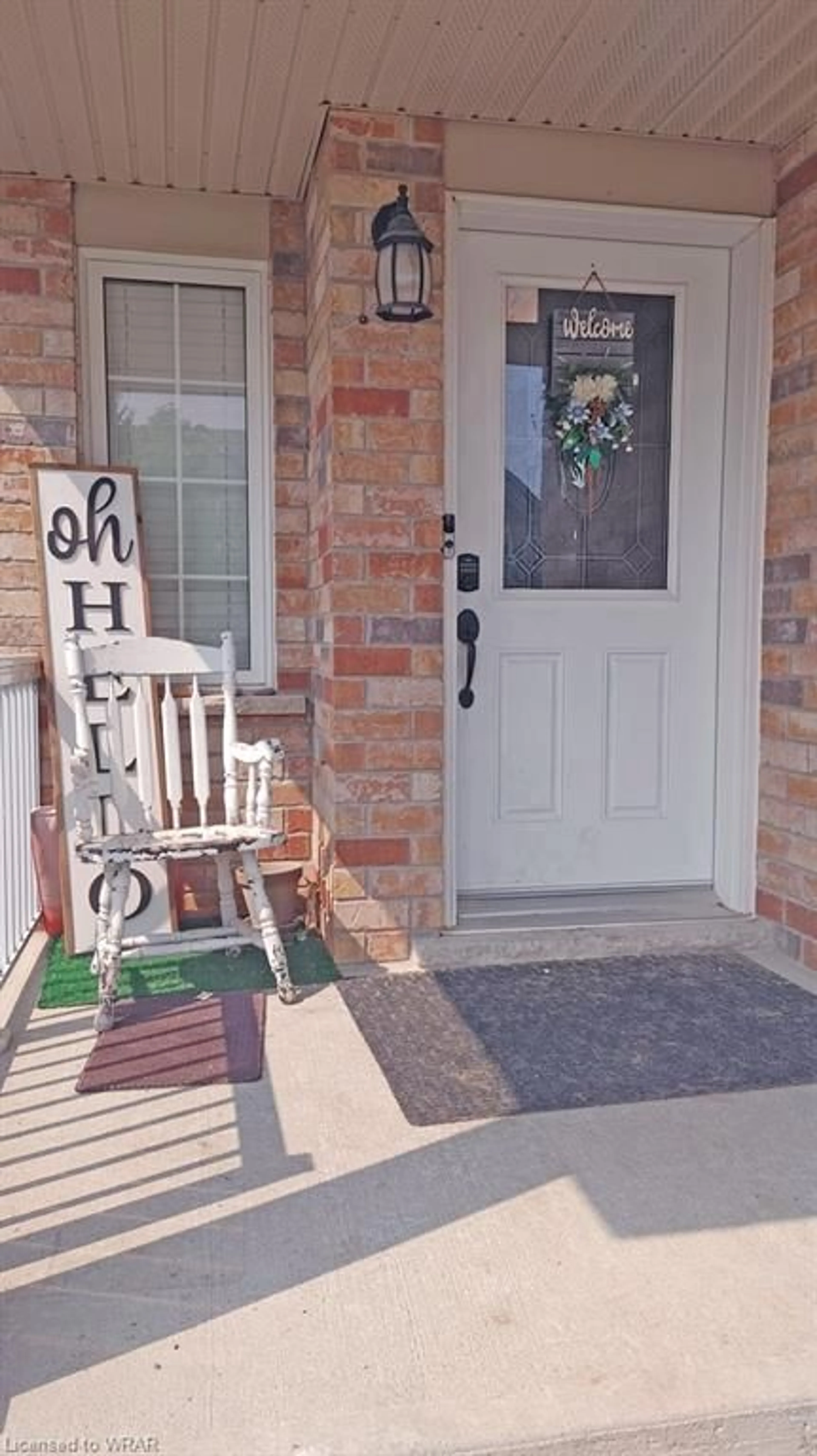 Indoor entryway for 110 Iron Gate St, Kitchener Ontario N2N 3R6