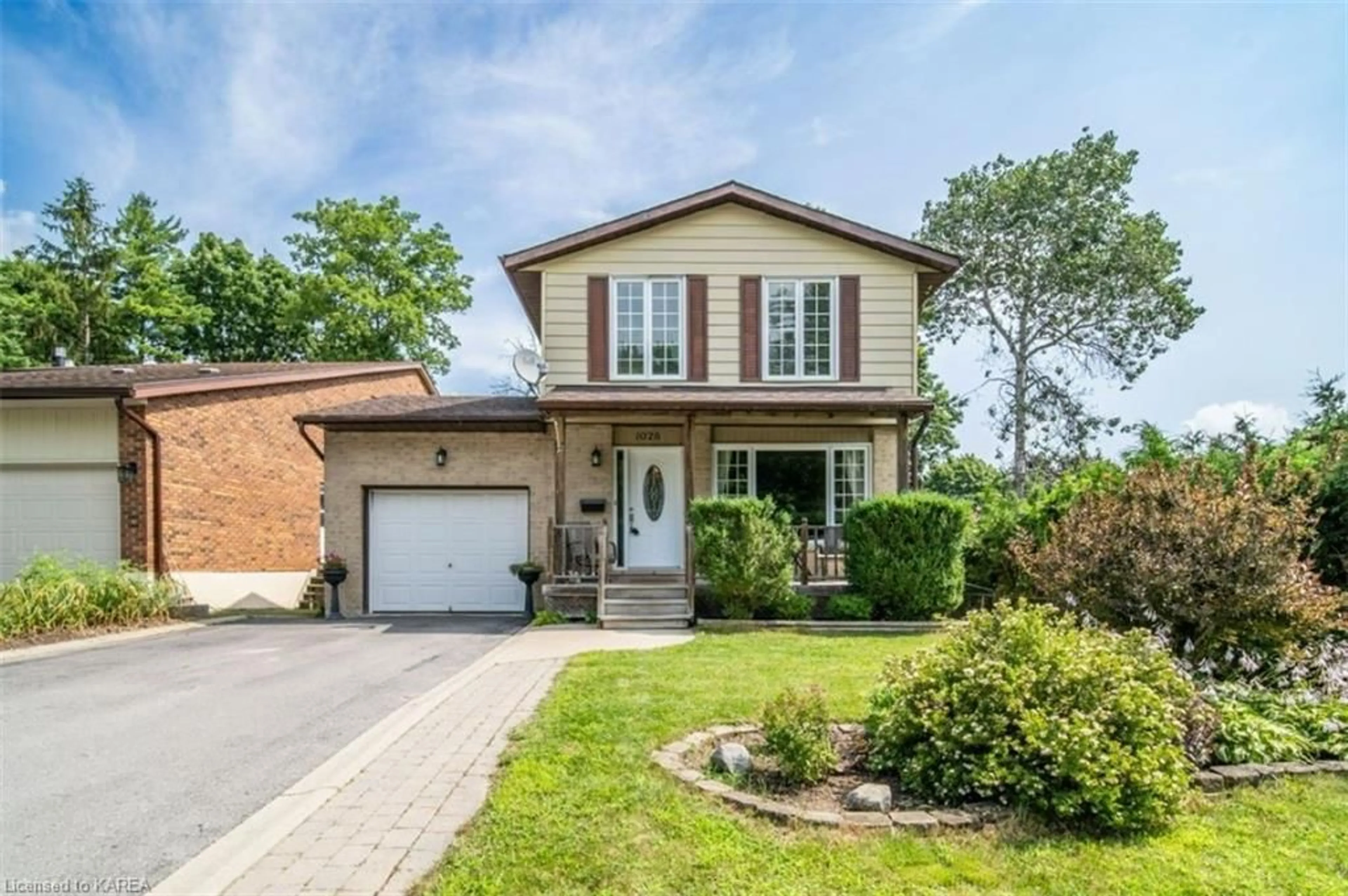 Frontside or backside of a home for 1028 Lawton Pl, Kingston Ontario K7P 1M2