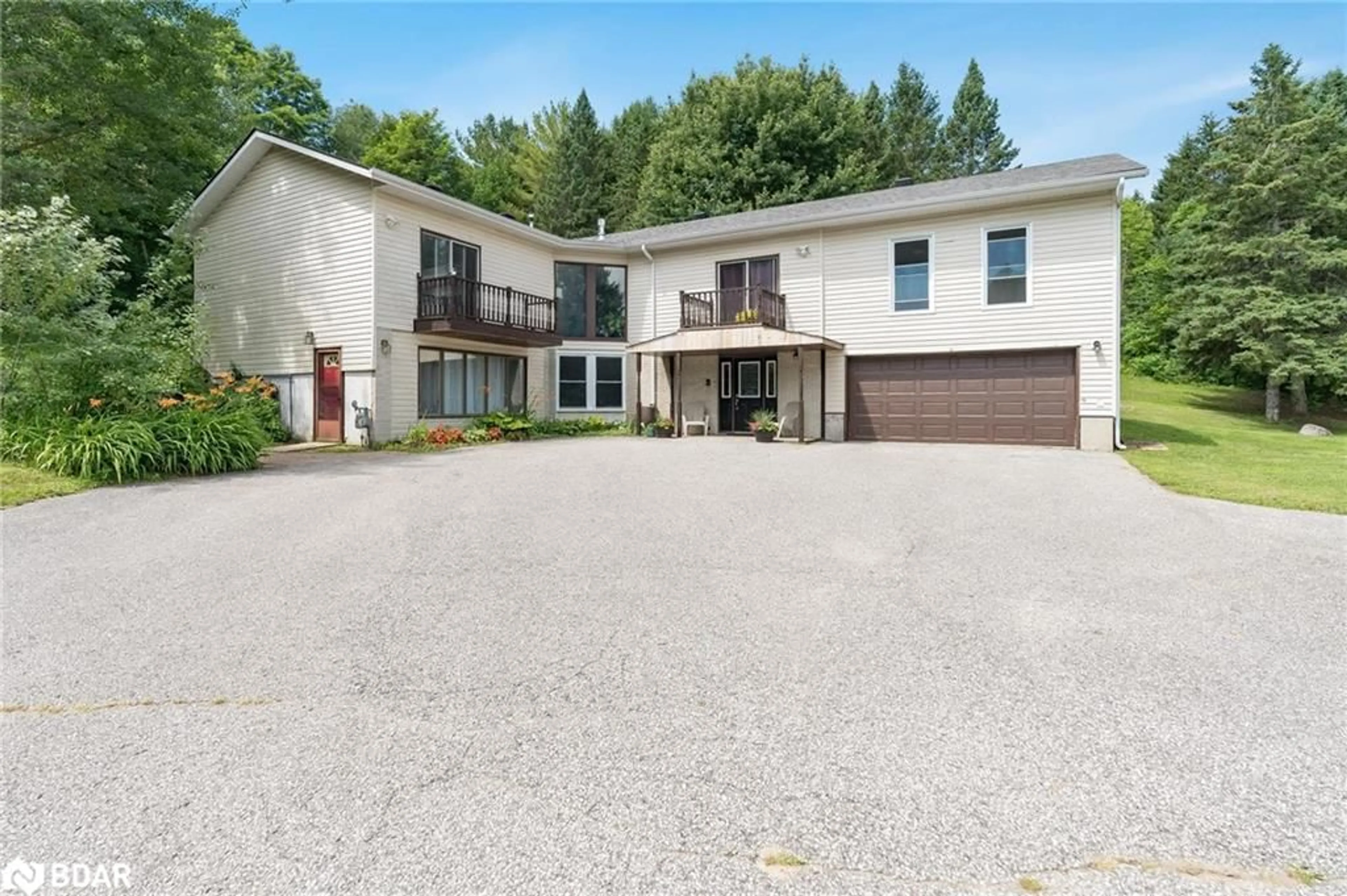 Frontside or backside of a home for 52 Old Scotia Pl, Oro-Medonte Ontario L3V 0R7