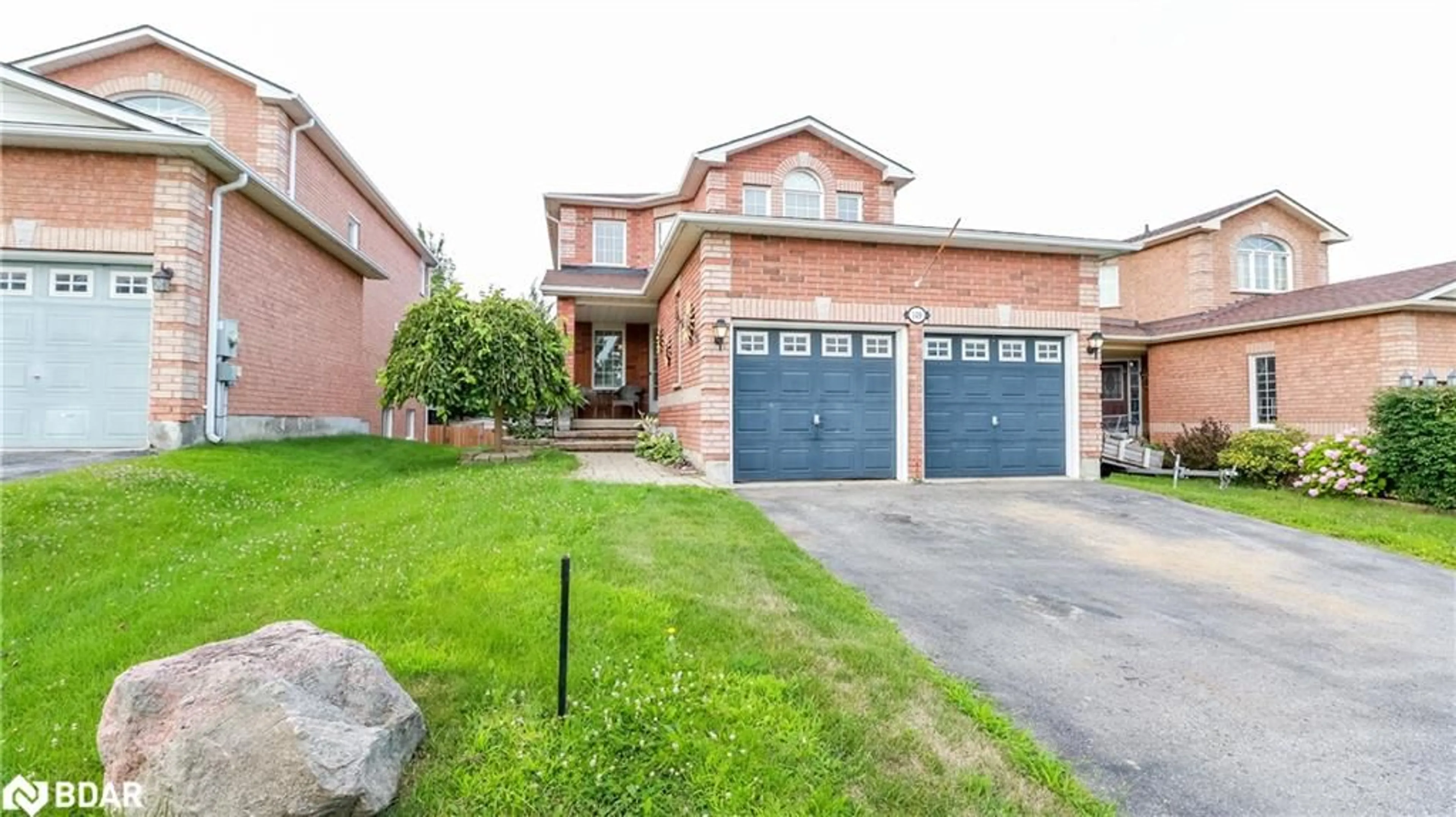 Home with brick exterior material for 149 Cunningham Dr, Barrie Ontario L4N 5R3