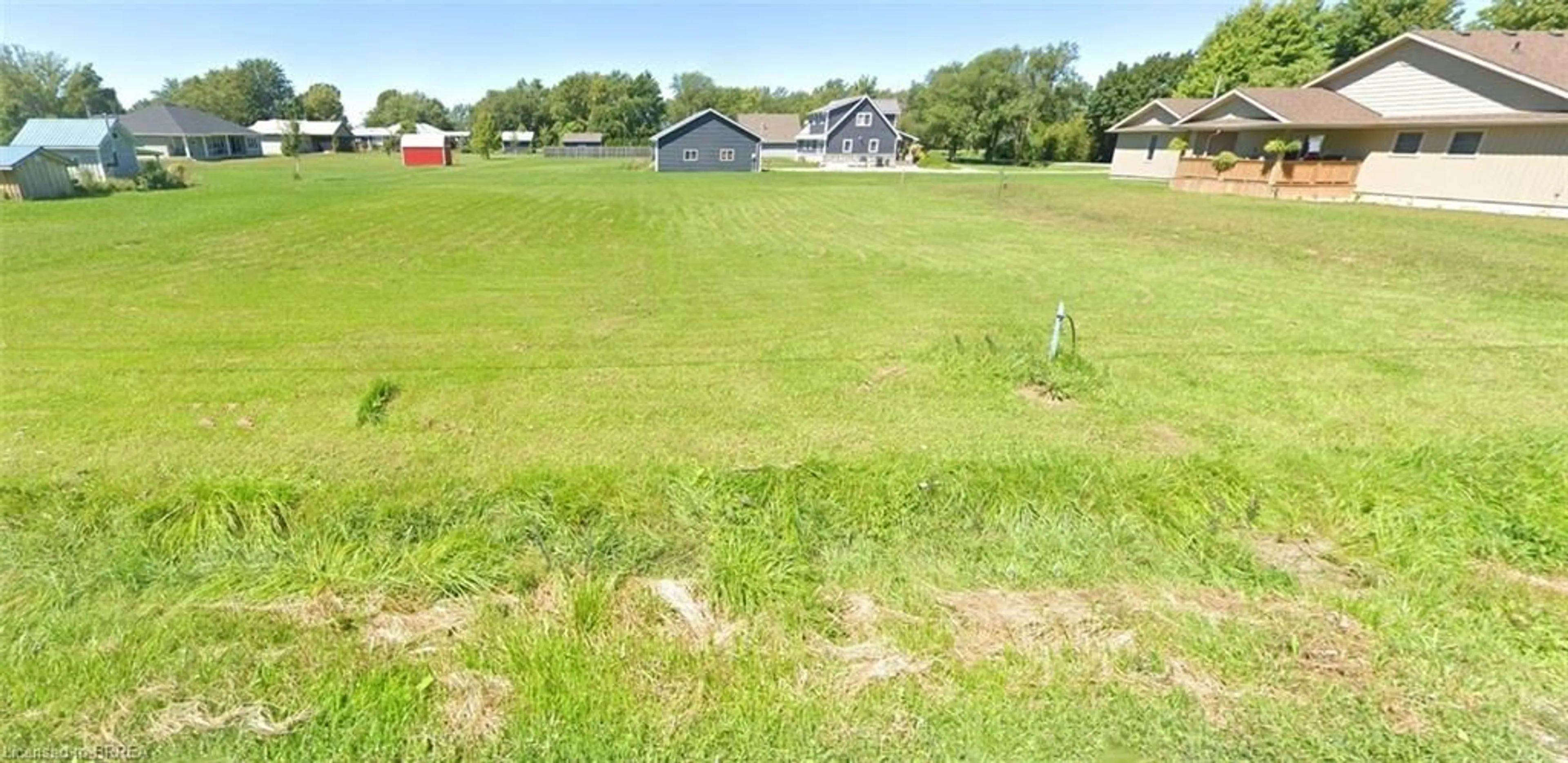 Fenced yard for 237 Peel St, Shrewsbury Ontario N0P 1A0