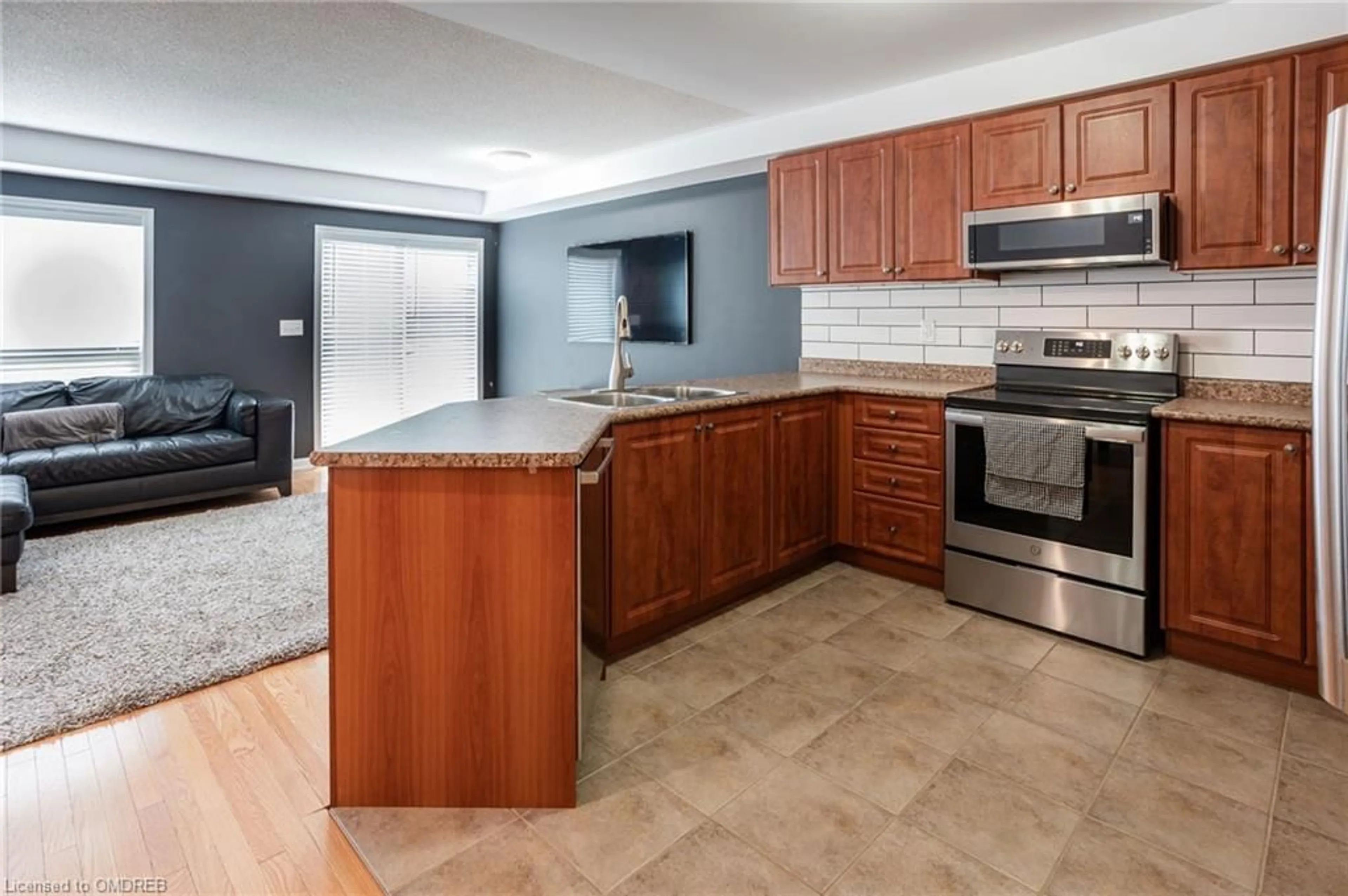 Standard kitchen for 620 Ferguson Dr #54, Milton Ontario L9T 0M7