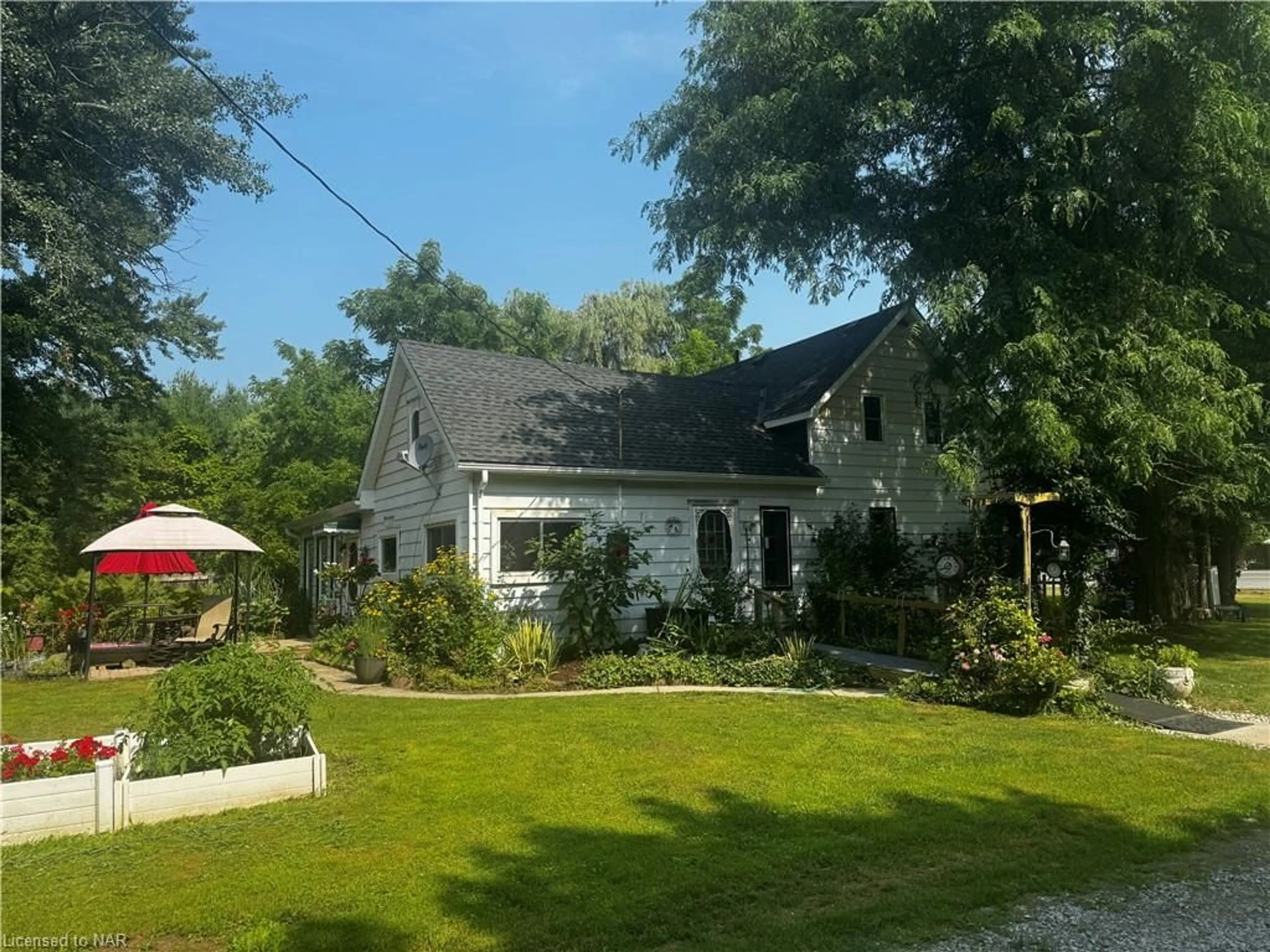Cottage for 44045 Highway 3 Hwy, Lowbanks Ontario N0A 1K0