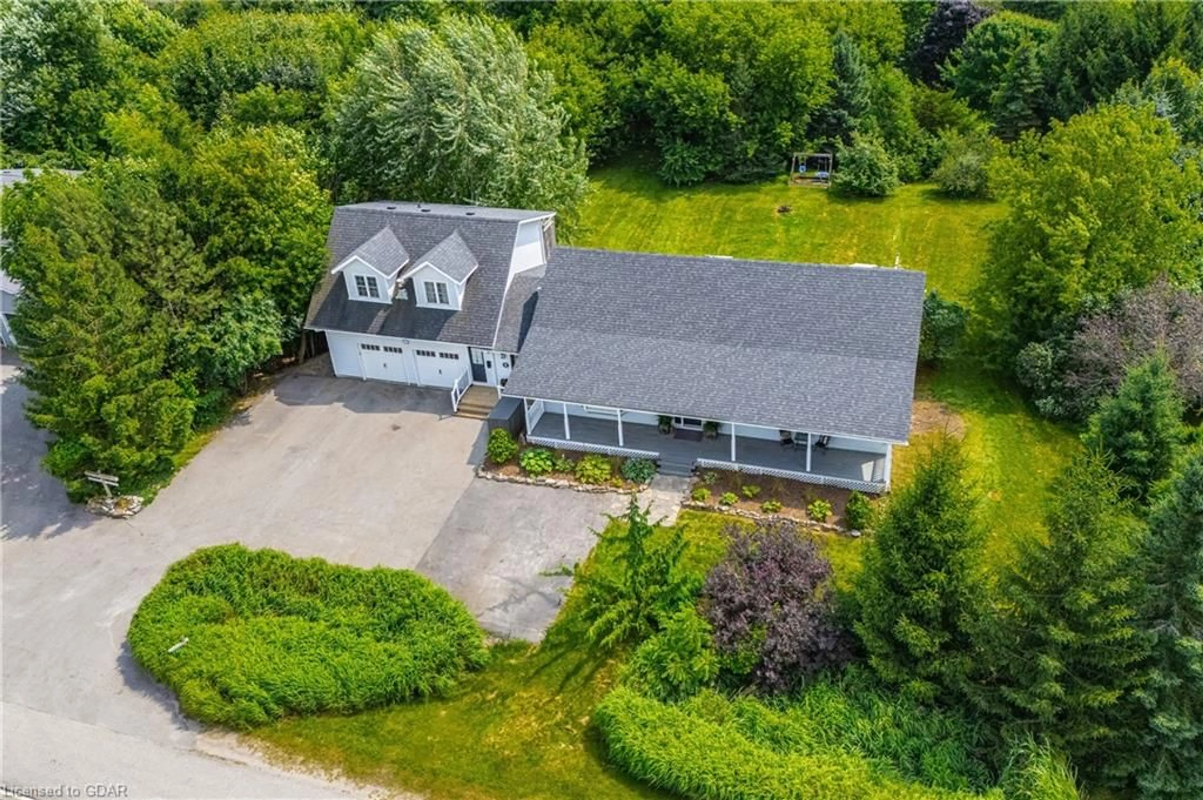 Frontside or backside of a home for 421 Wellington Rd 18, Fergus Ontario N1M 2W3