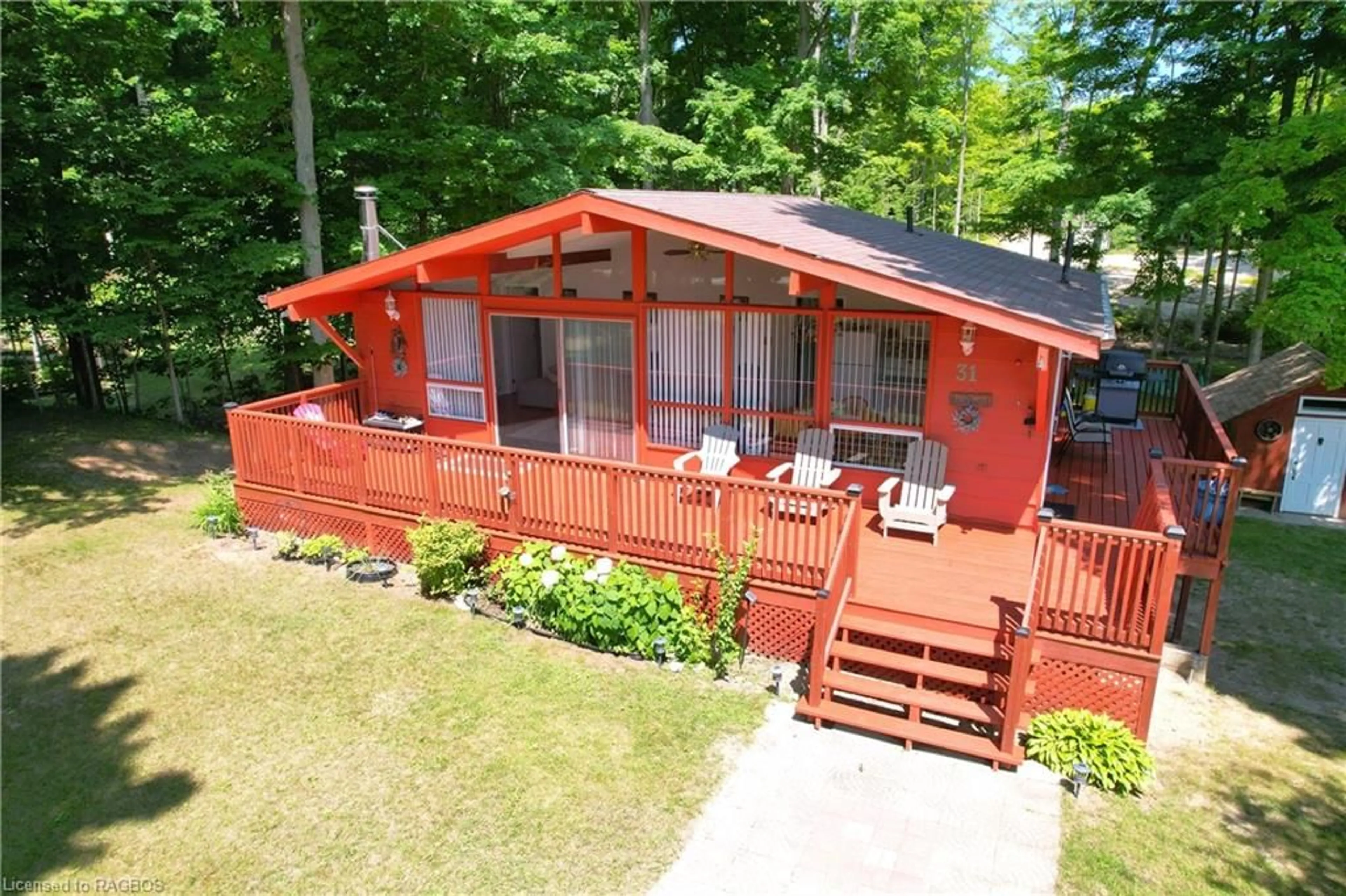 Cottage for 31 Deer Trail, Sauble Beach Ontario N0H 2G0