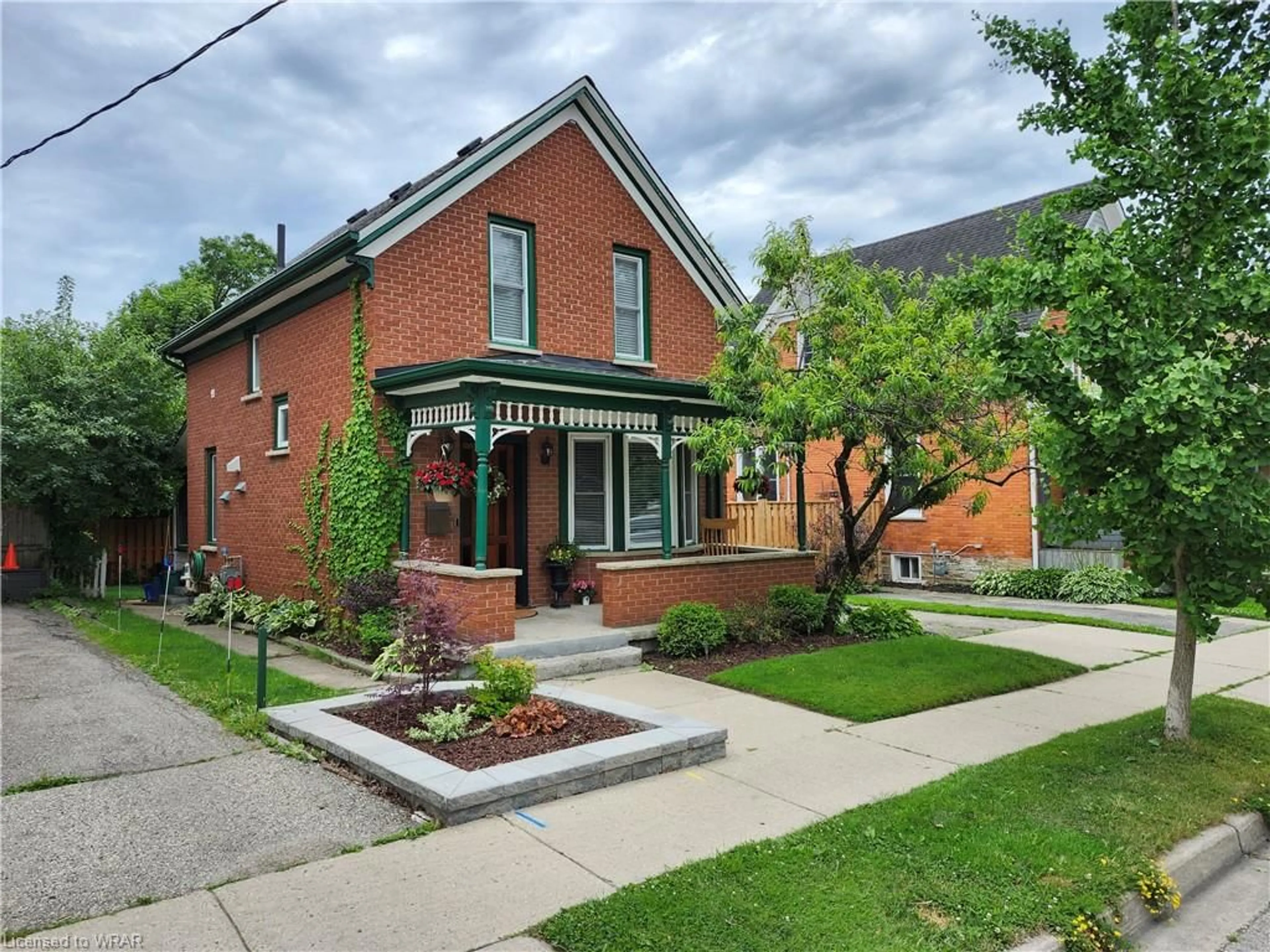 Home with brick exterior material for 73 Water St, Kitchener Ontario N2G 1Z4