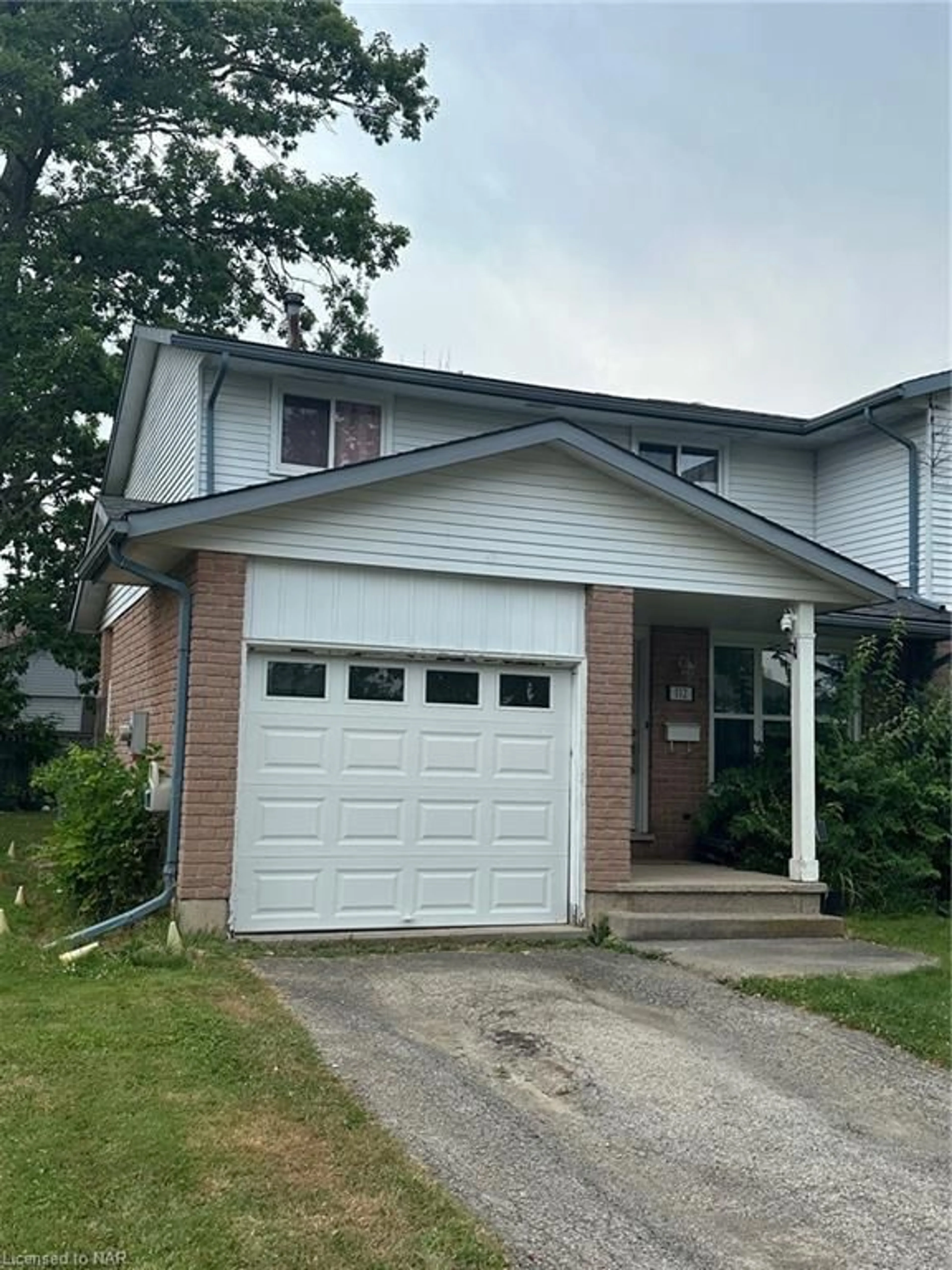 Frontside or backside of a home for 112 Northgate Dr, Welland Ontario L3C 5Y5