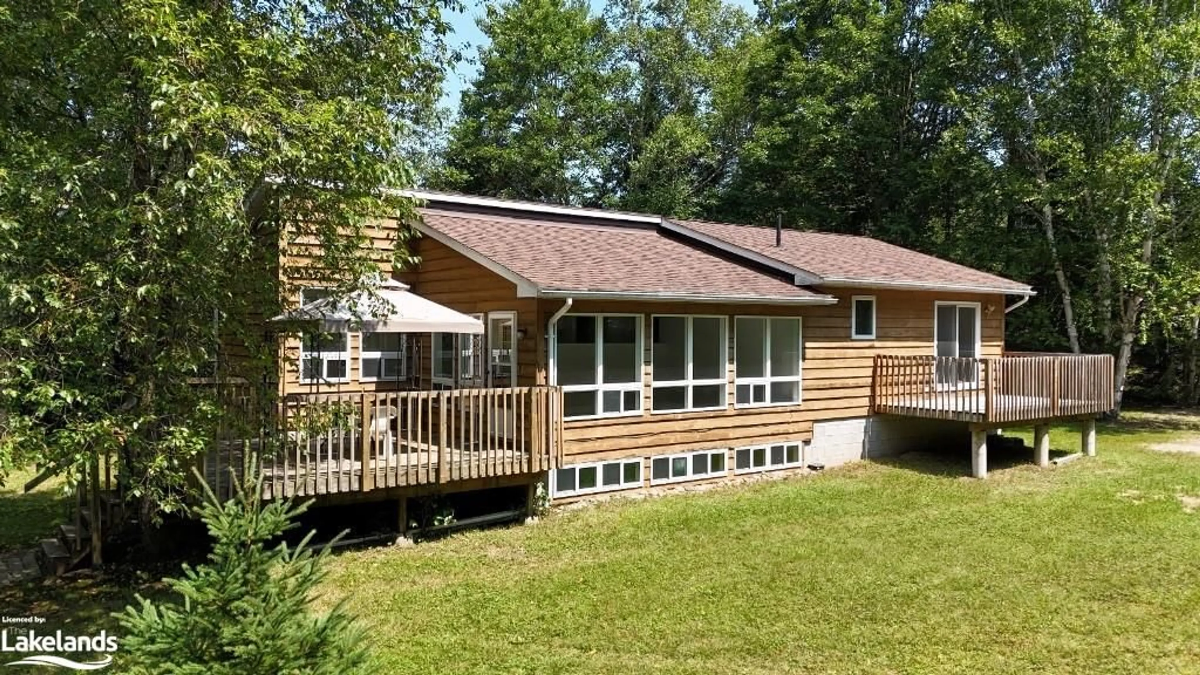 Cottage for 1214 Barry Line, West Guilford Ontario K0M 2C0