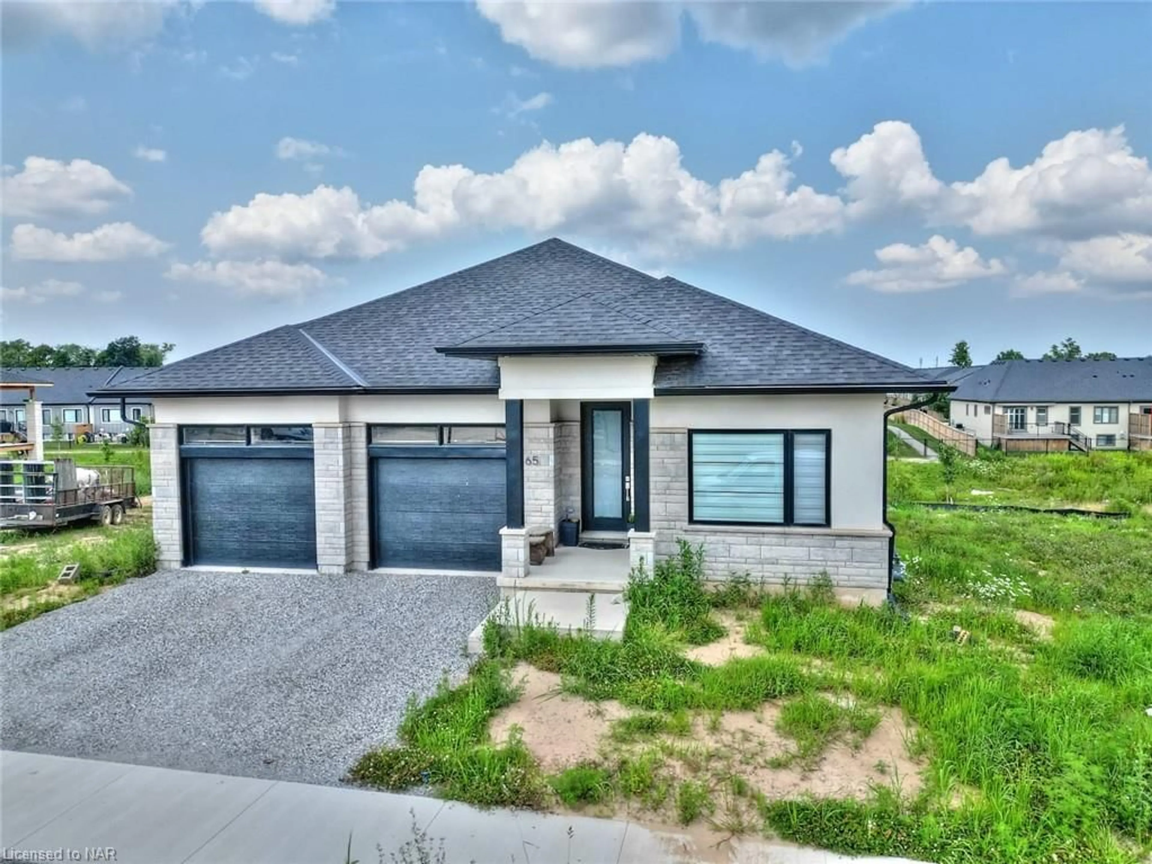 Frontside or backside of a home for 65 Swan Avenue Ave, Fonthill Ontario L0S 1E6