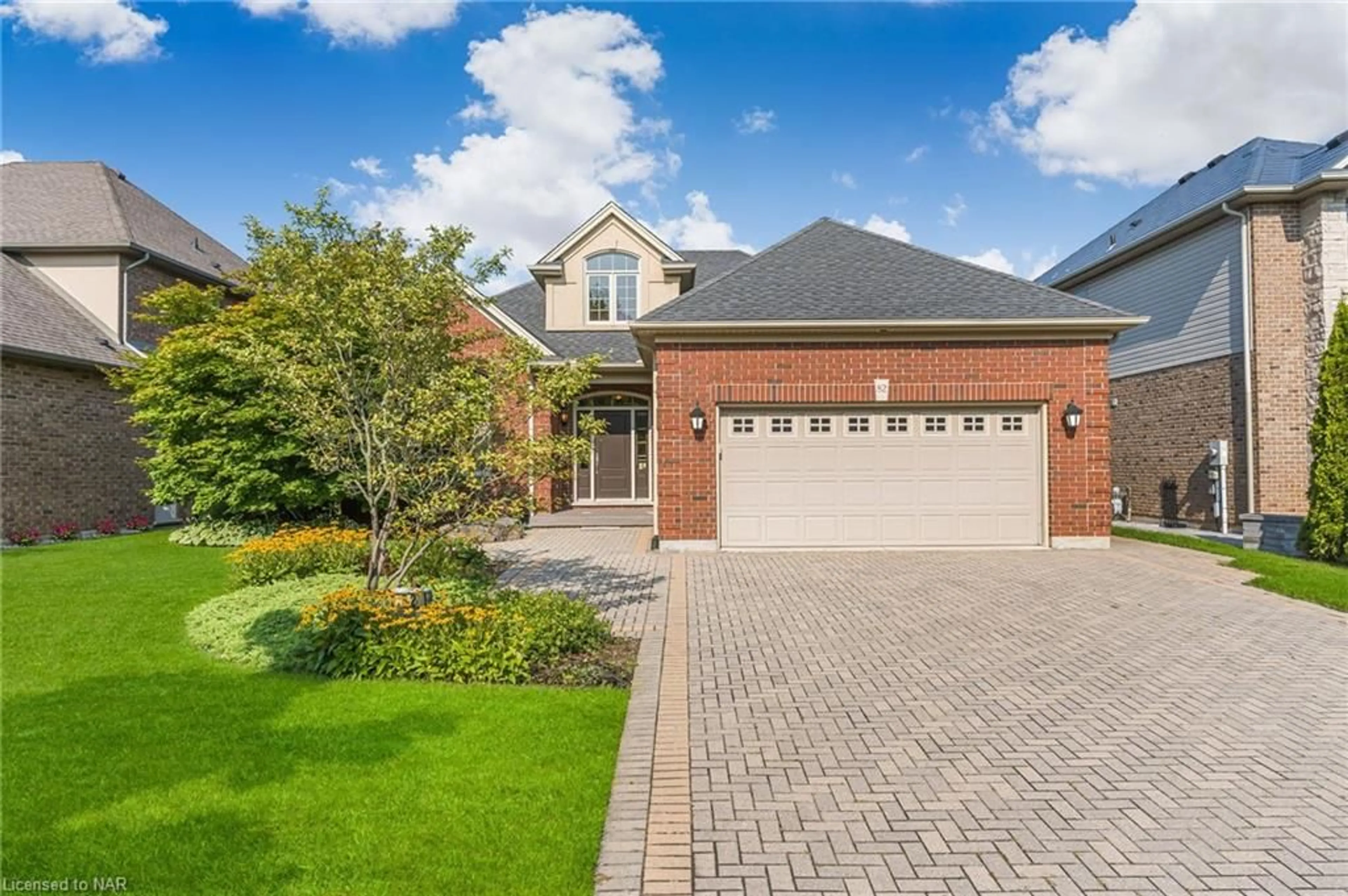 Home with brick exterior material for 82 Timber Creek Cres, Fonthill Ontario L0S 1E4