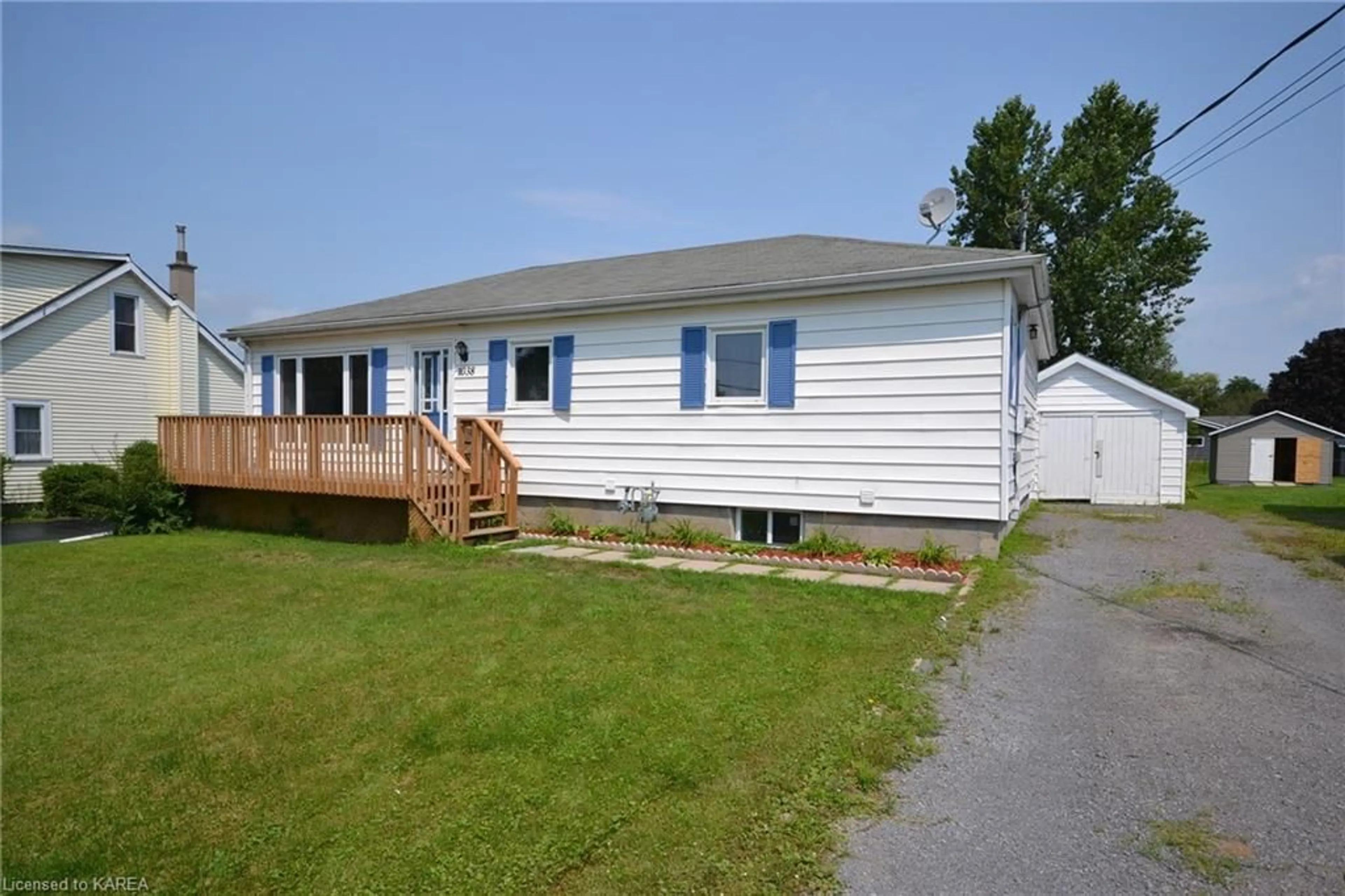 Frontside or backside of a home for 1038 Woodbine Rd, Kingston Ontario K7P 2V9