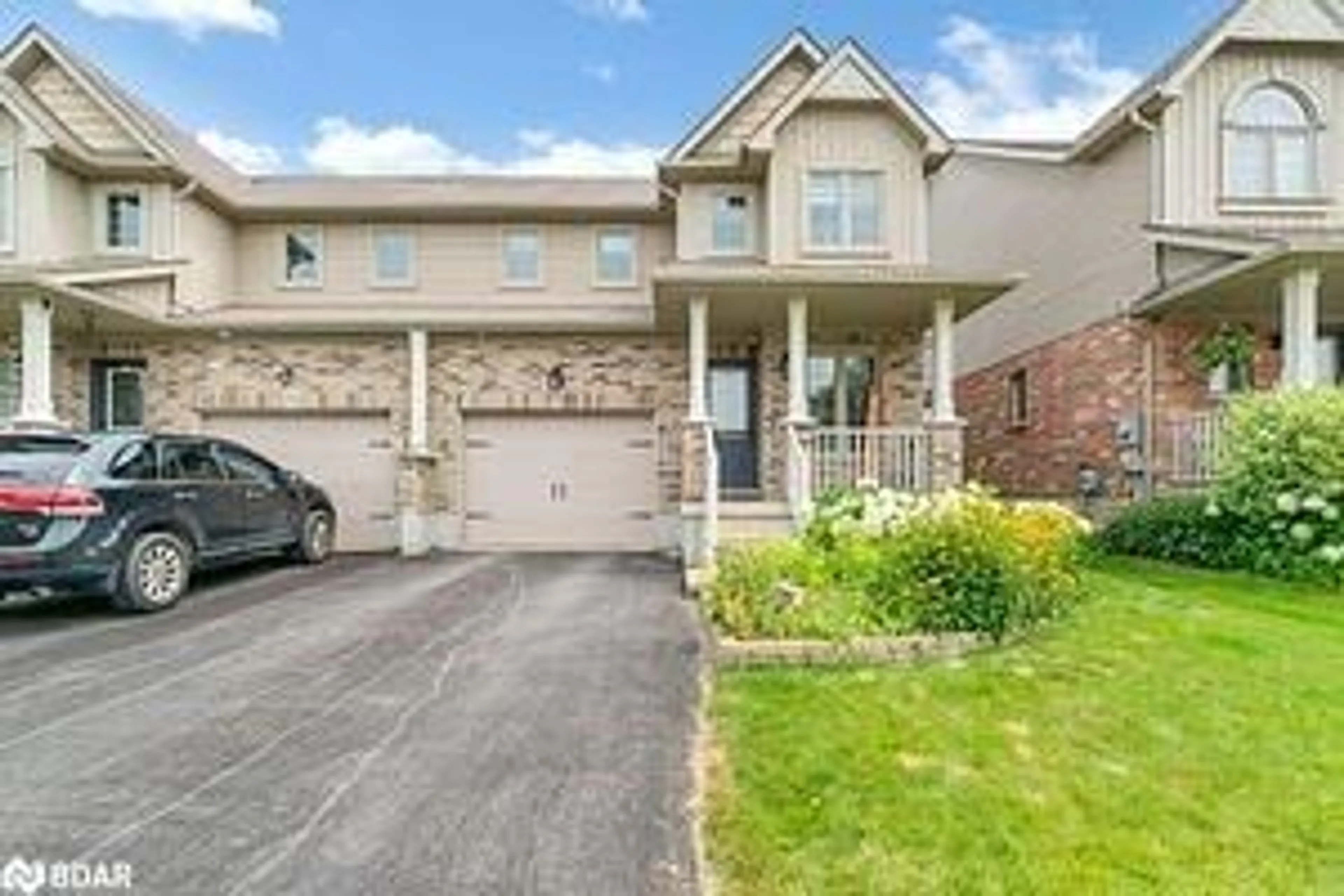 A pic from exterior of the house or condo for 57 Banting Cres, Essa Ontario L3W 0P3