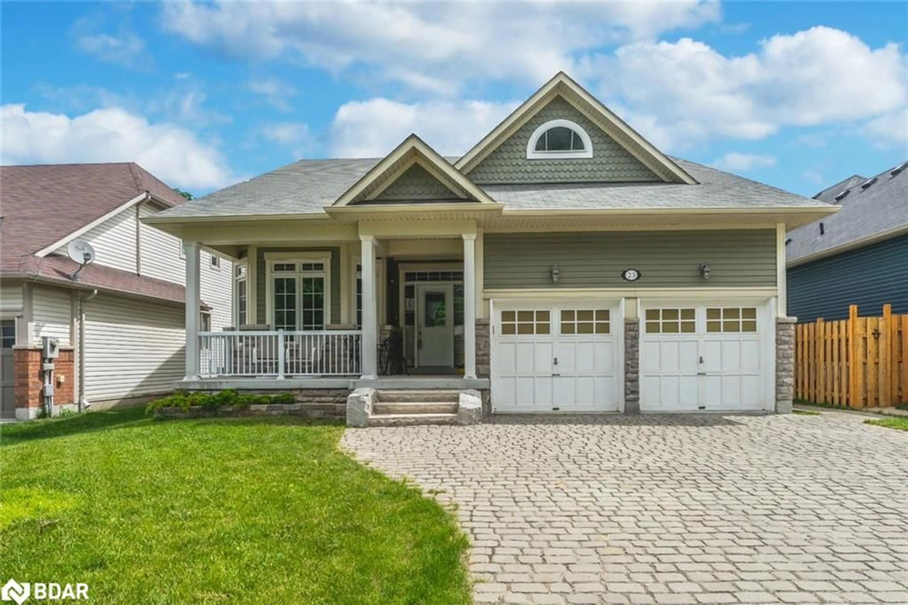 Frontside or backside of a home for 23 Christy Dr, Wasaga Beach Ontario L9Z 1C9