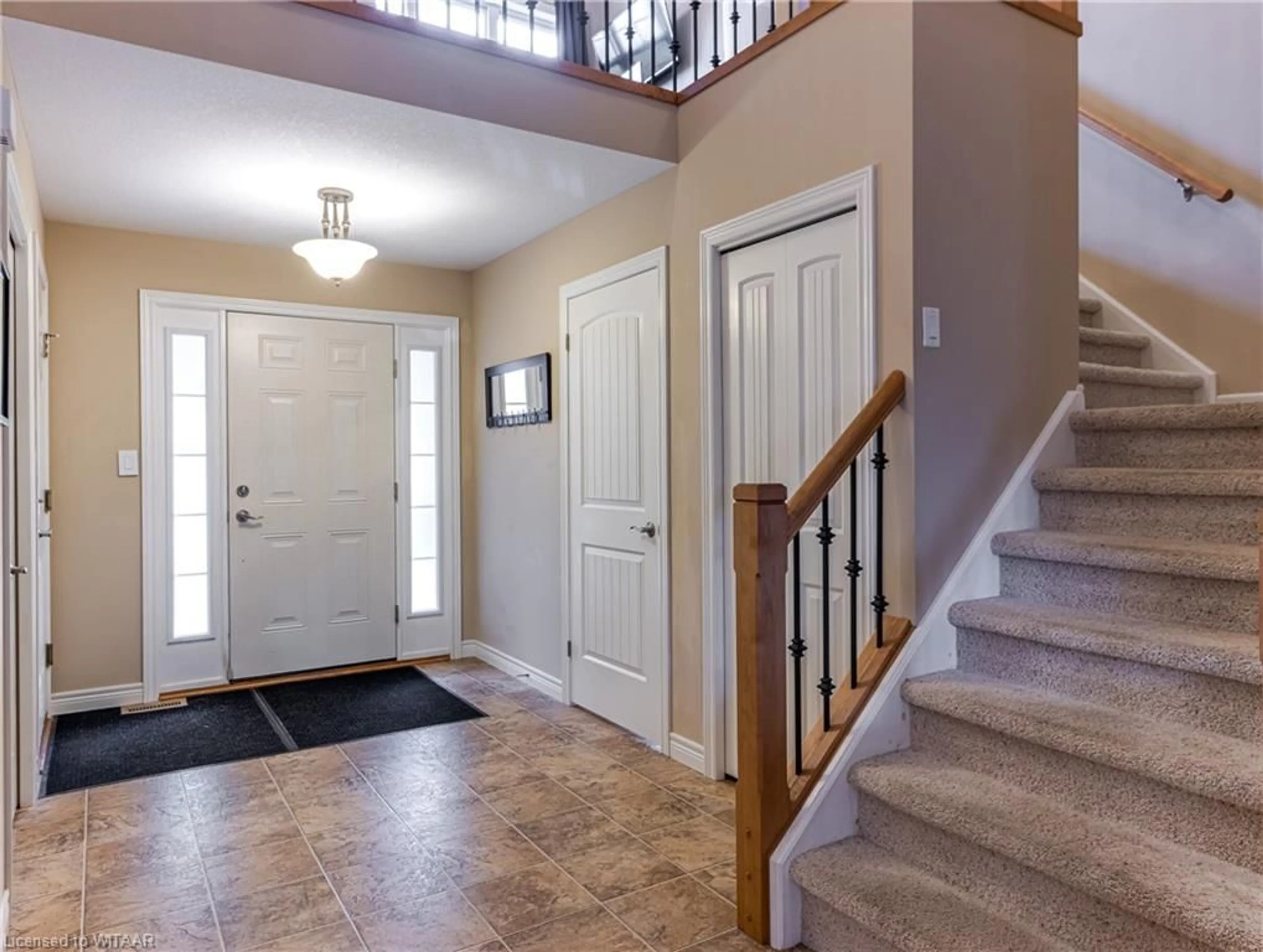 Indoor entryway for 263 Falcon Dr, Woodstock Ontario N4T 0A1