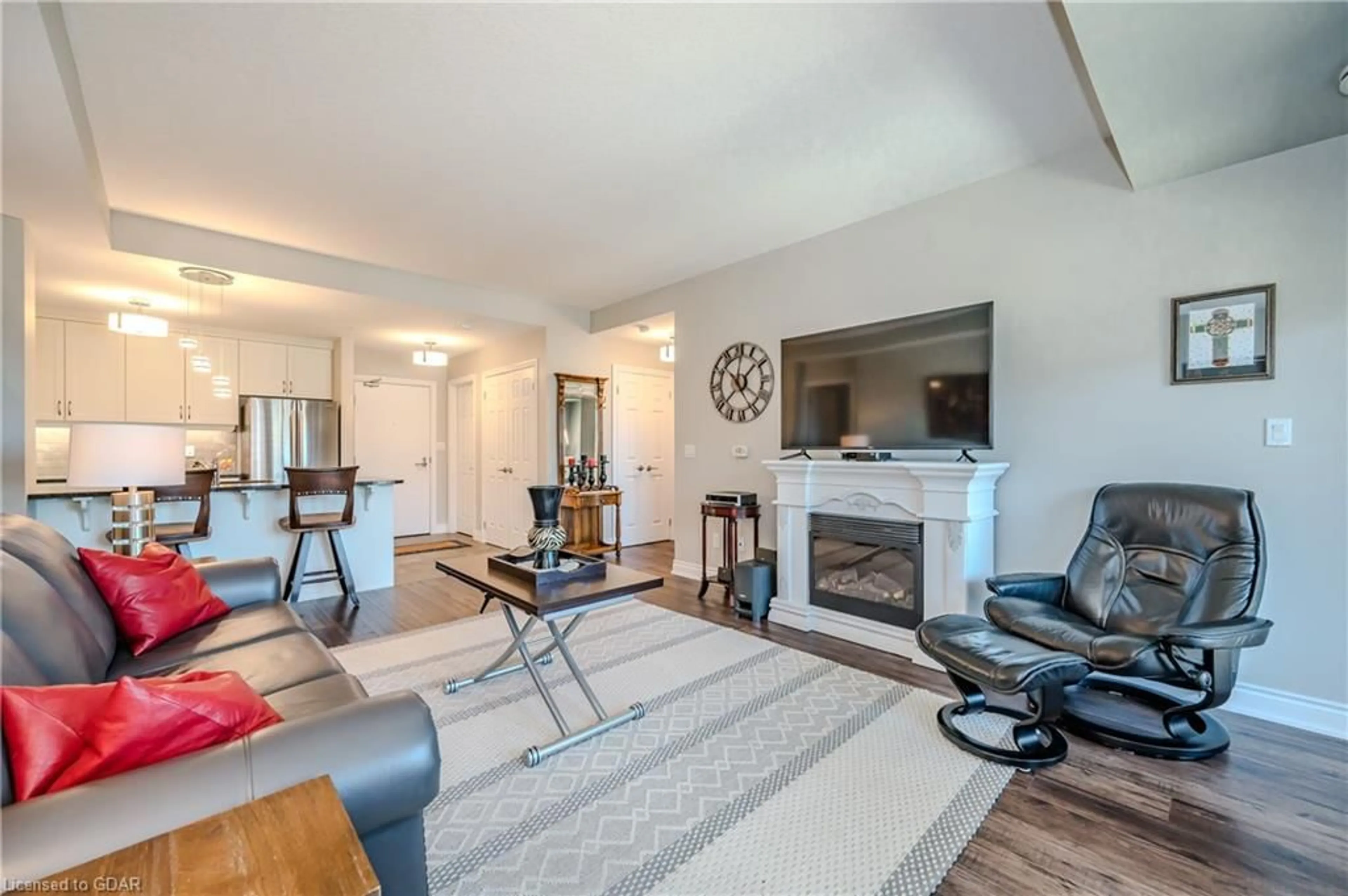 Living room for 106 Bard Blvd #413, Guelph Ontario N1L 0L8