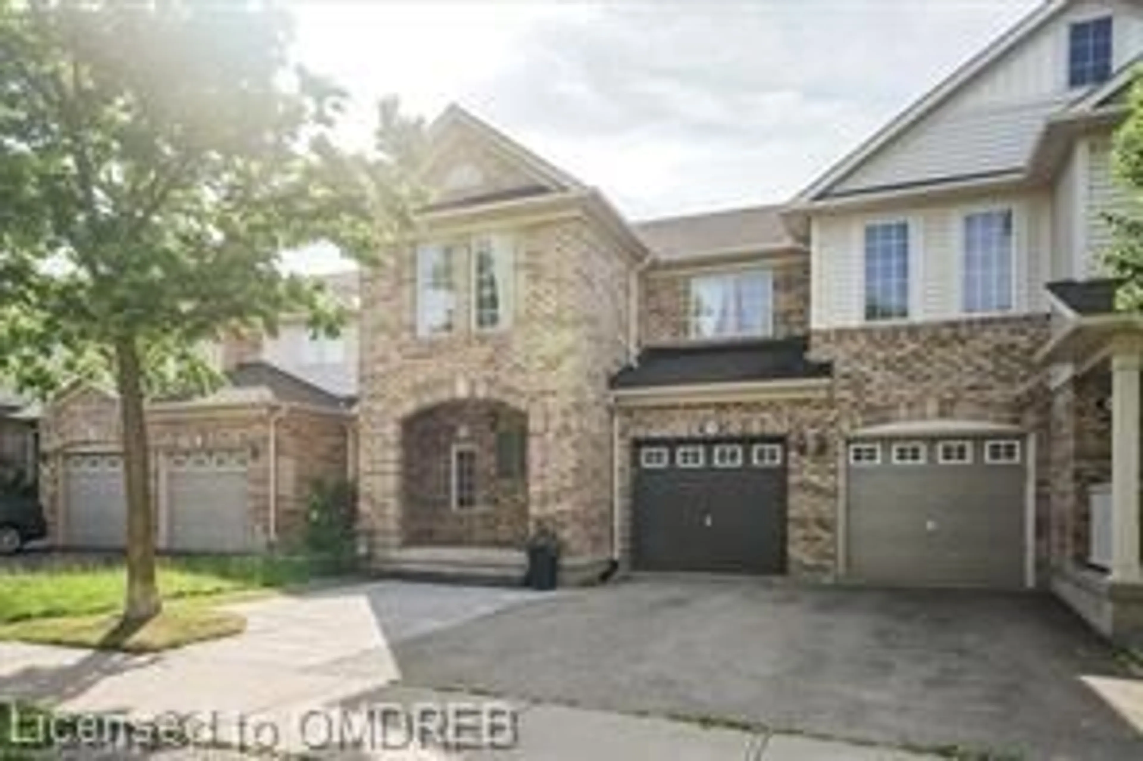 Home with brick exterior material for 3166 Stornoway Cir, Oakville Ontario L6M 5H8