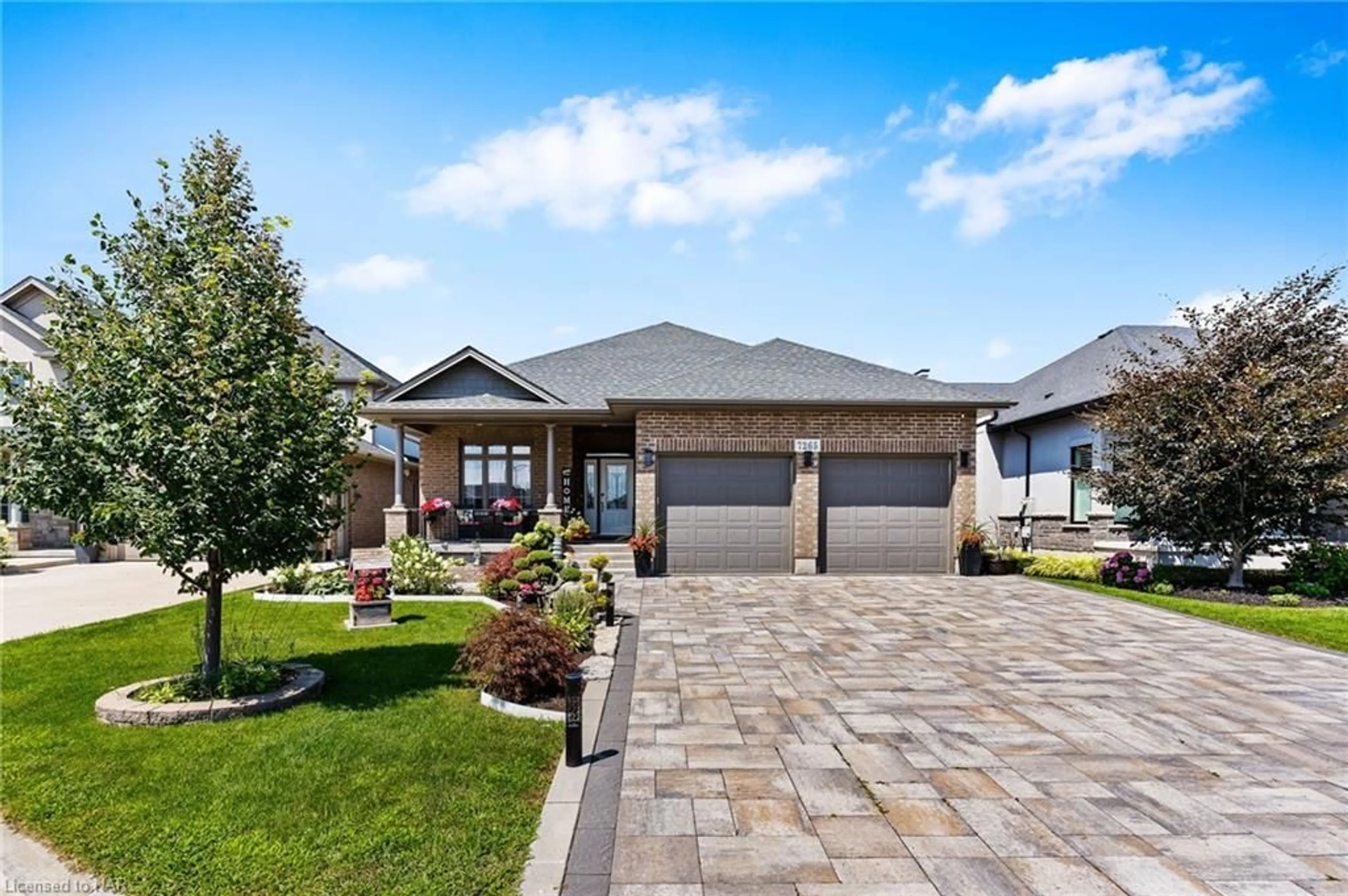 Frontside or backside of a home for 7265 Optimist Lane Lane, Niagara Falls Ontario L2E 0B1