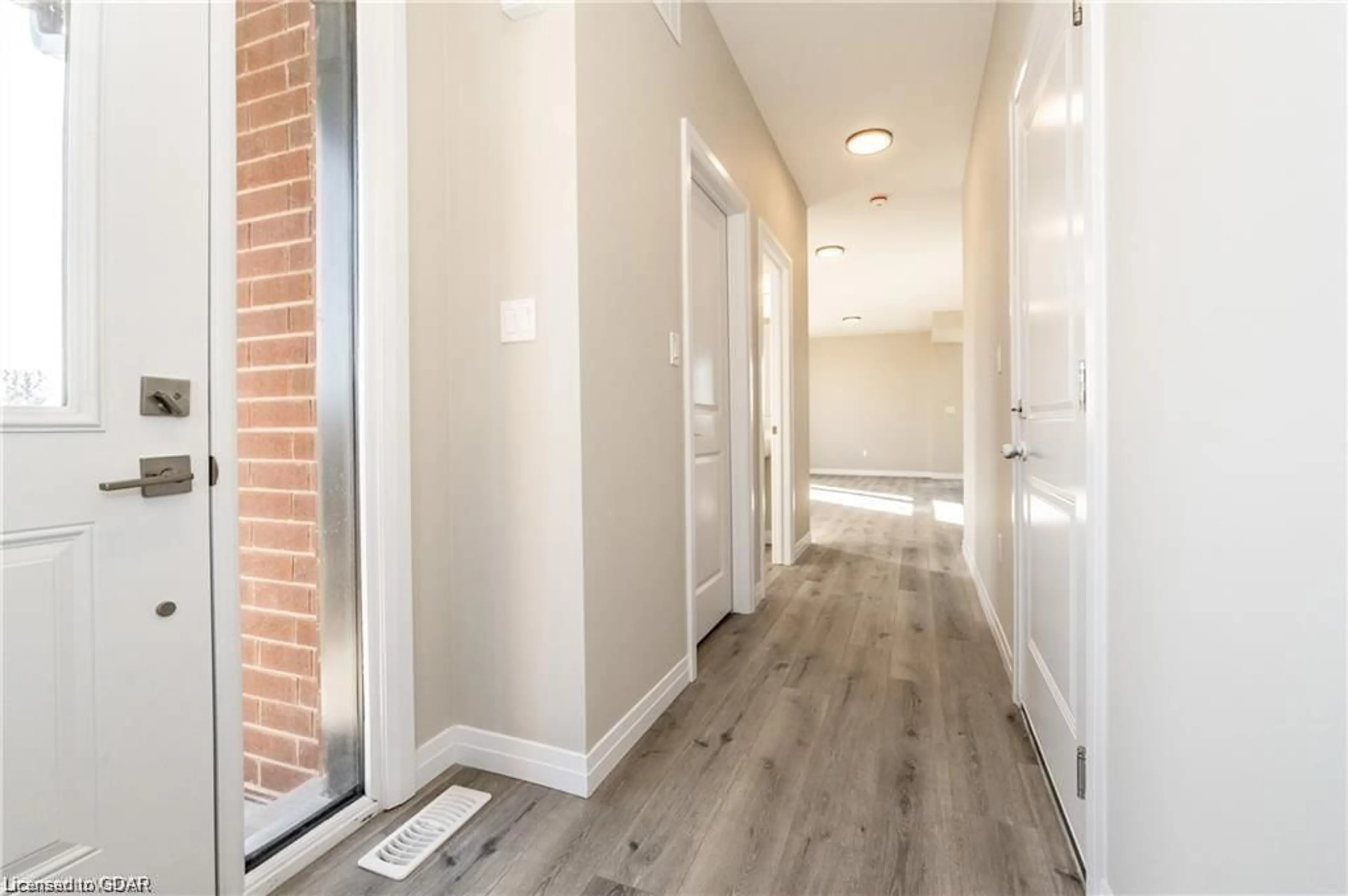 Indoor entryway, wood floors for 81 Ayr Meadows Cres, Ayr Ontario N0B 1E0