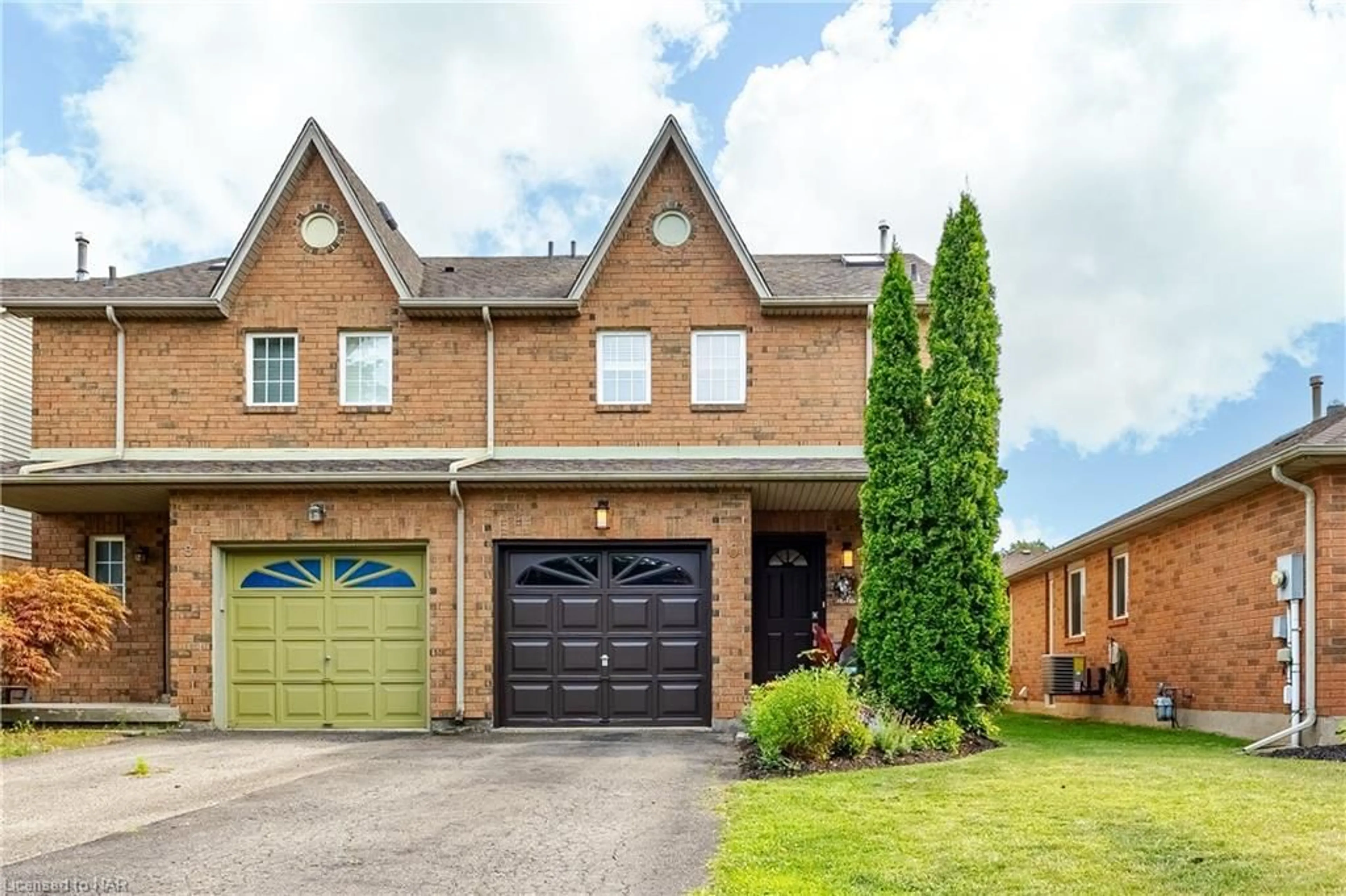 Home with brick exterior material for 6 Jordan Crt, St. Catharines Ontario L2N 7R3