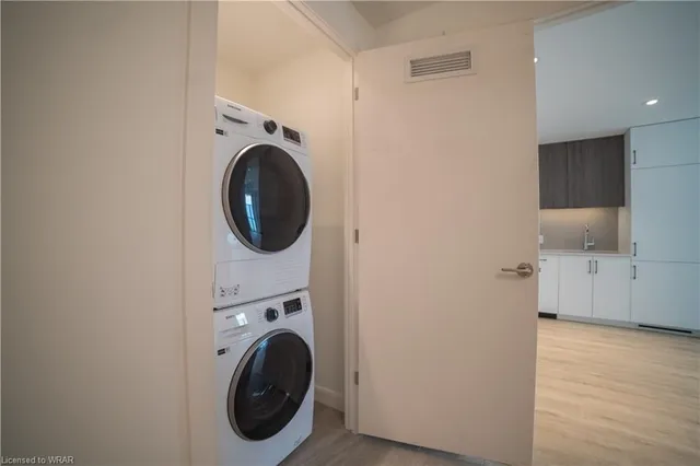 Additional property image - 741 King St Unit 406