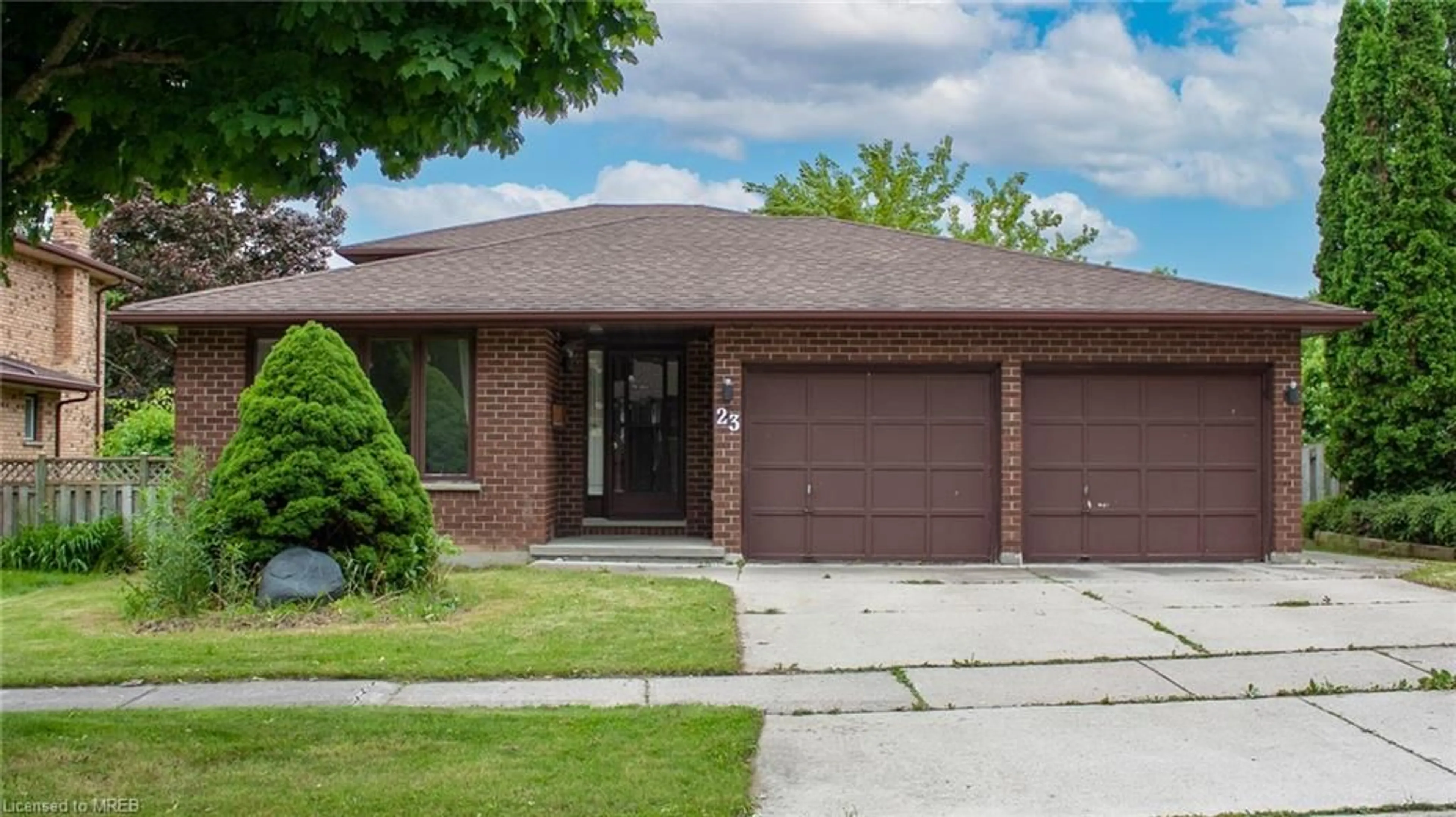 Home with brick exterior material for 23 Walmer Gdns, London Ontario N6G 4H4