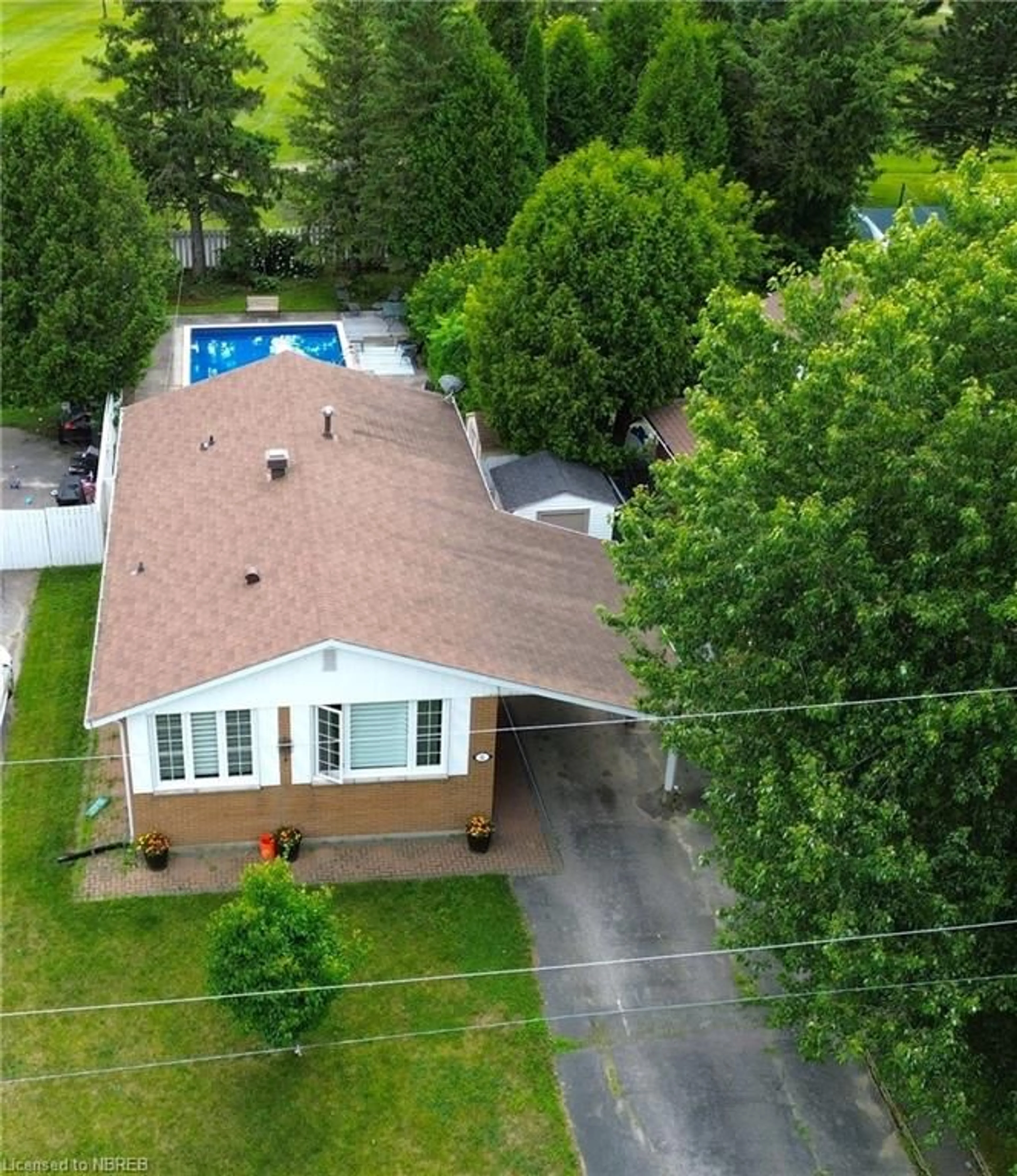 Frontside or backside of a home for 11 Nightingale Dr, North Bay Ontario P1A 2R1