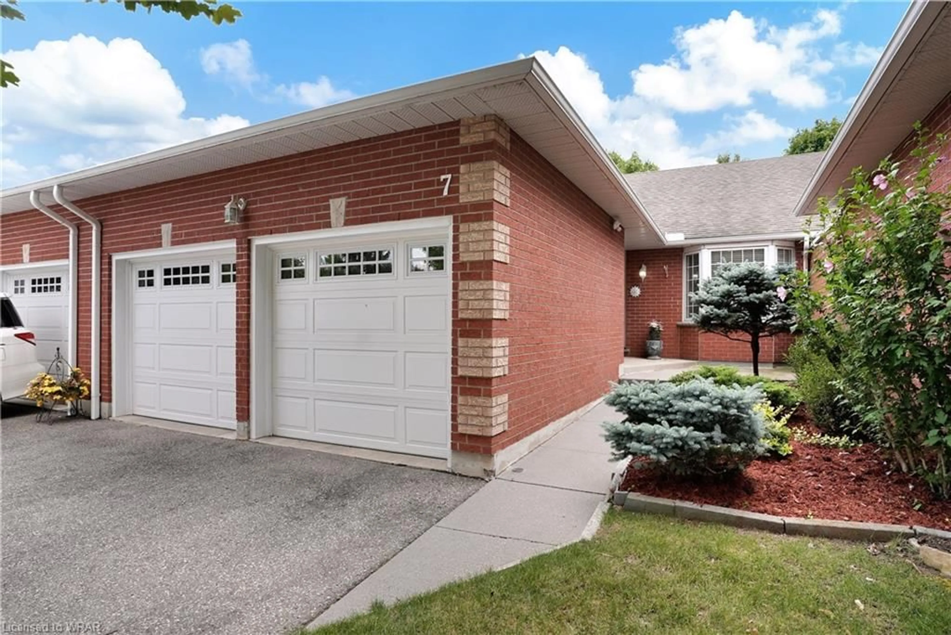 Home with brick exterior material for 85 Beasley Cres #7, Cambridge Ontario N1T 1P5