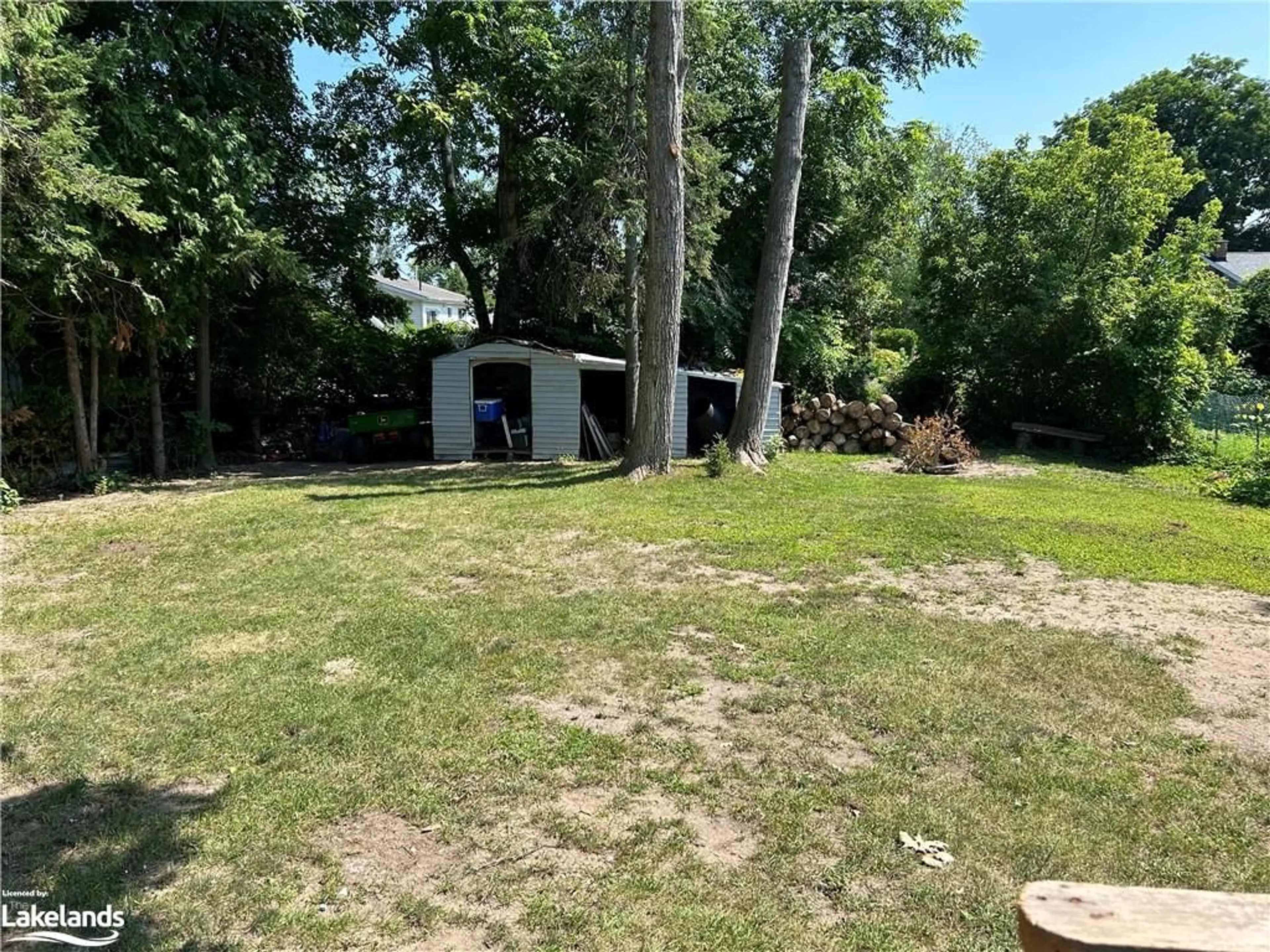 Shed for 655 Fourth Ave, Port McNicoll Ontario L0K 1R0