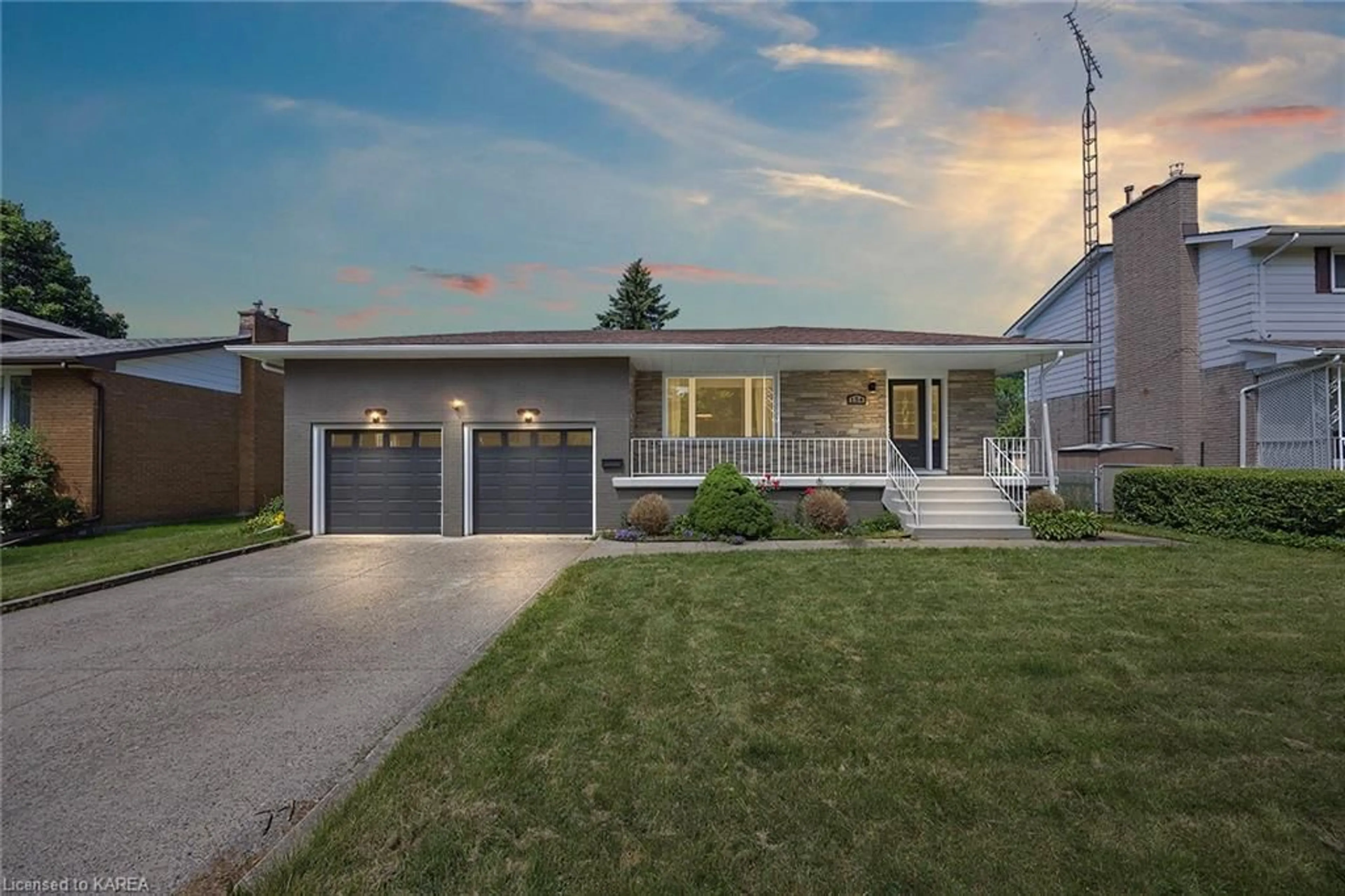 Frontside or backside of a home for 154 Seaforth Rd, Kingston Ontario K7M 1E2