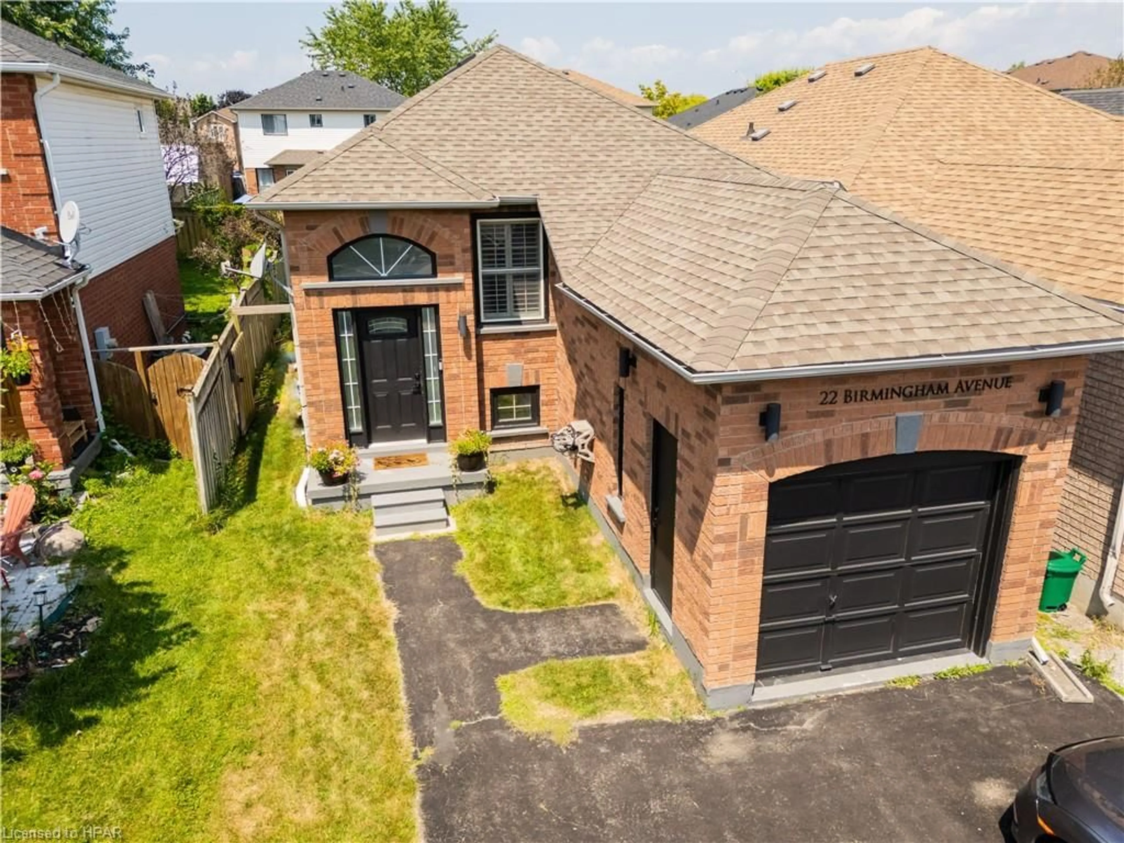 Home with brick exterior material for 22 Birmingham Ave, Clarington Ontario L1C 4Z6