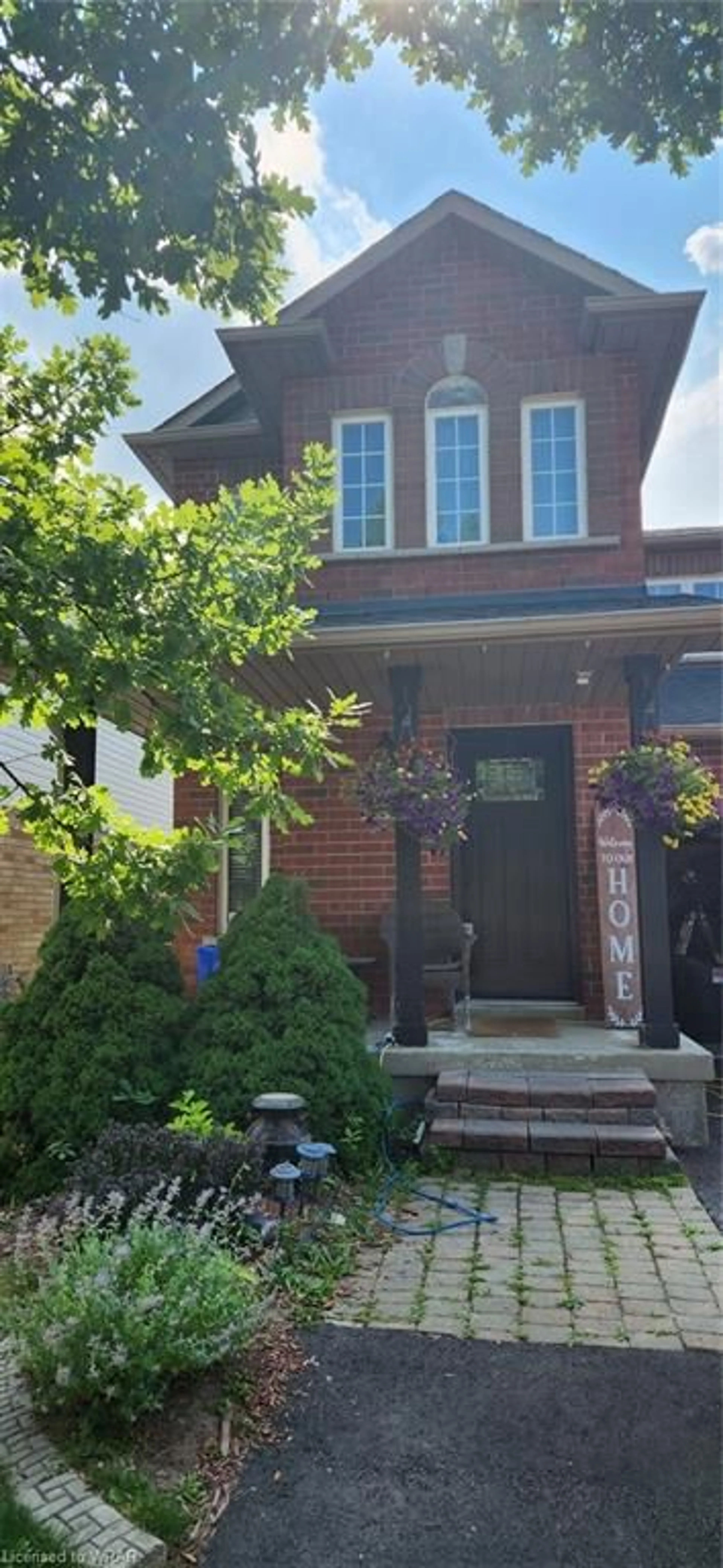Home with brick exterior material for 112 Flockhart Rd, Cambridge Ontario N1P 1G3