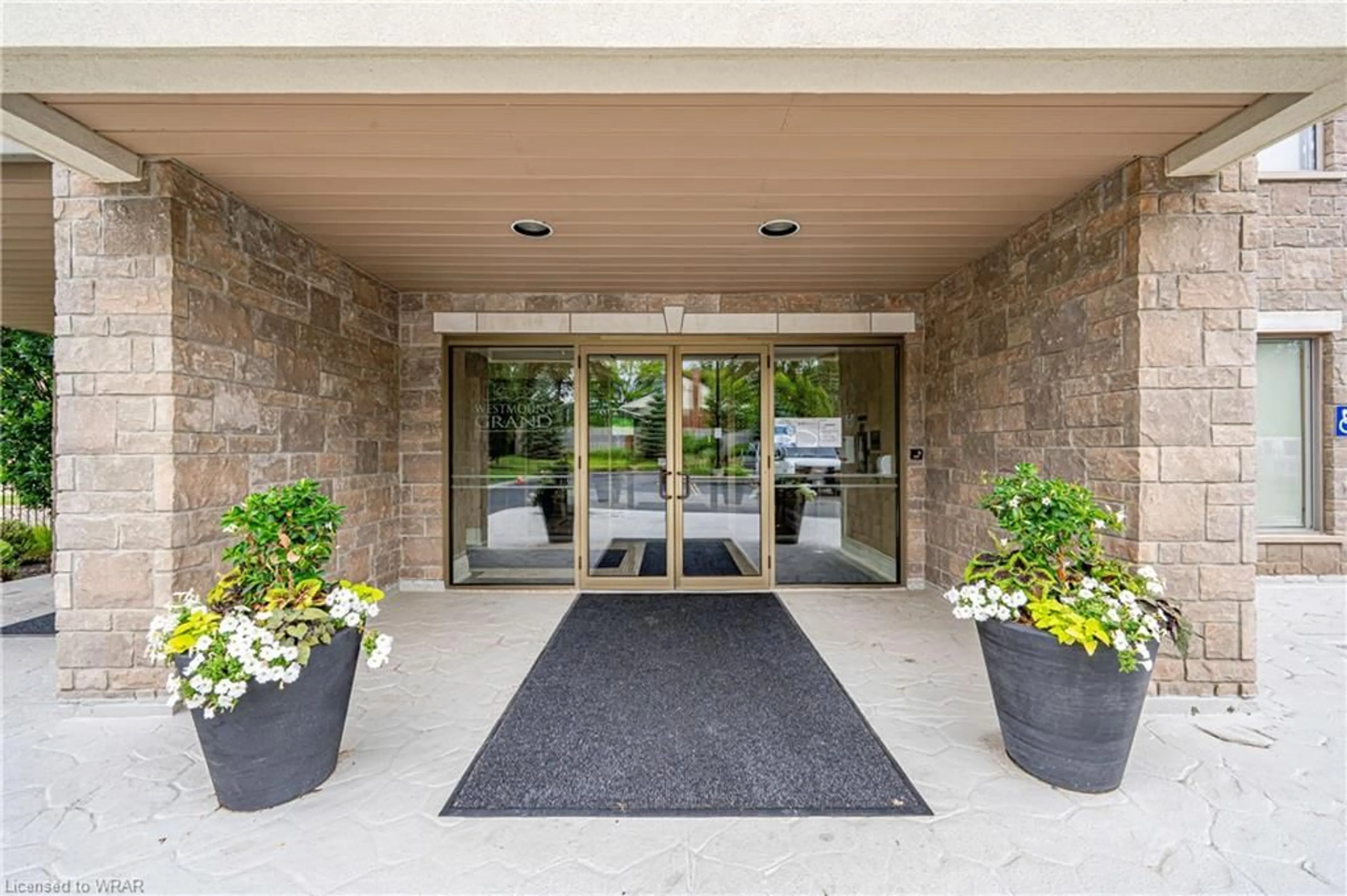 Indoor lobby for 223 Erb St #504, Waterloo Ontario N2L 0B3