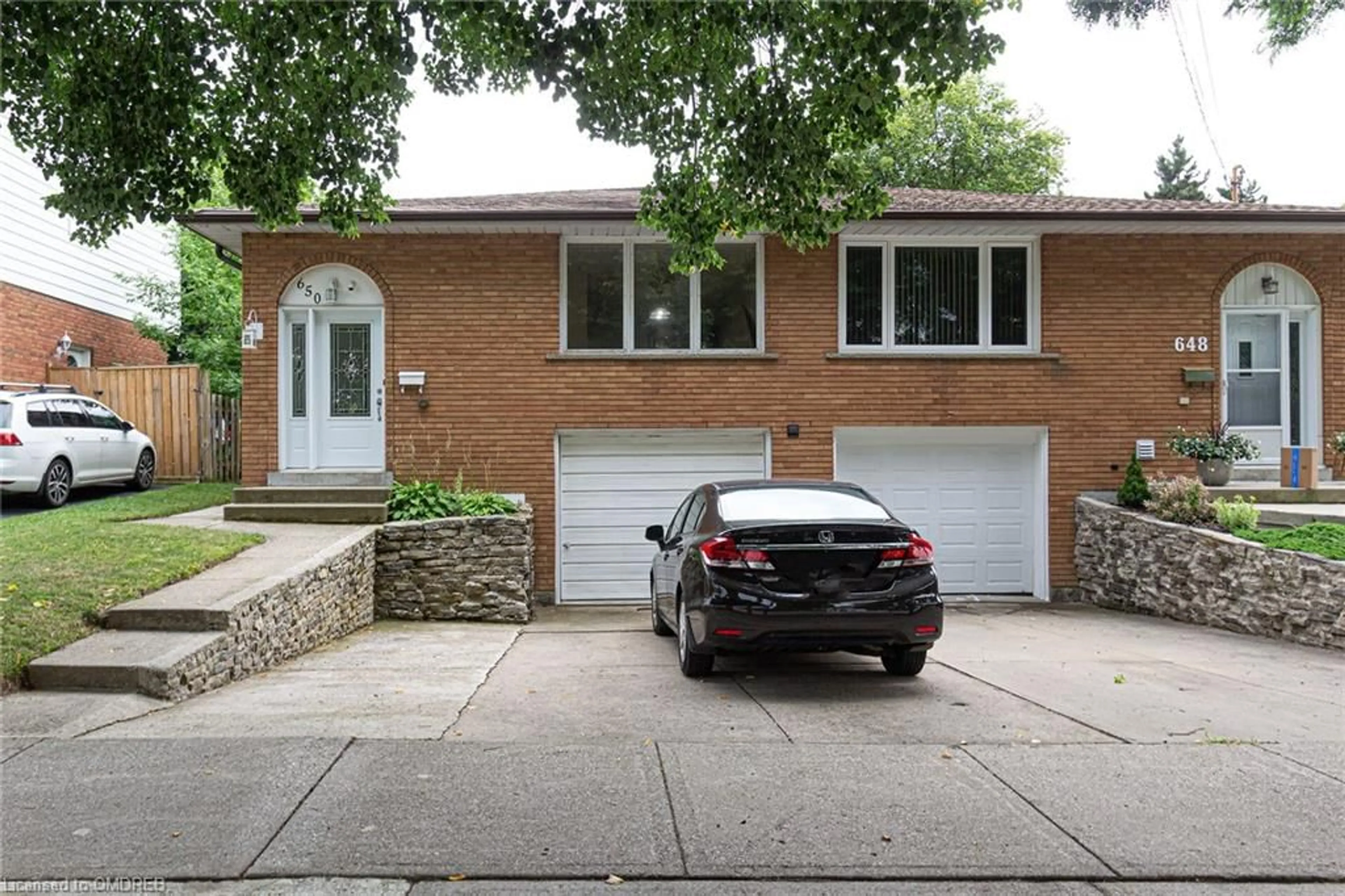 Frontside or backside of a home for 650 Greenhill Ave, Hamilton Ontario L8K 5E9