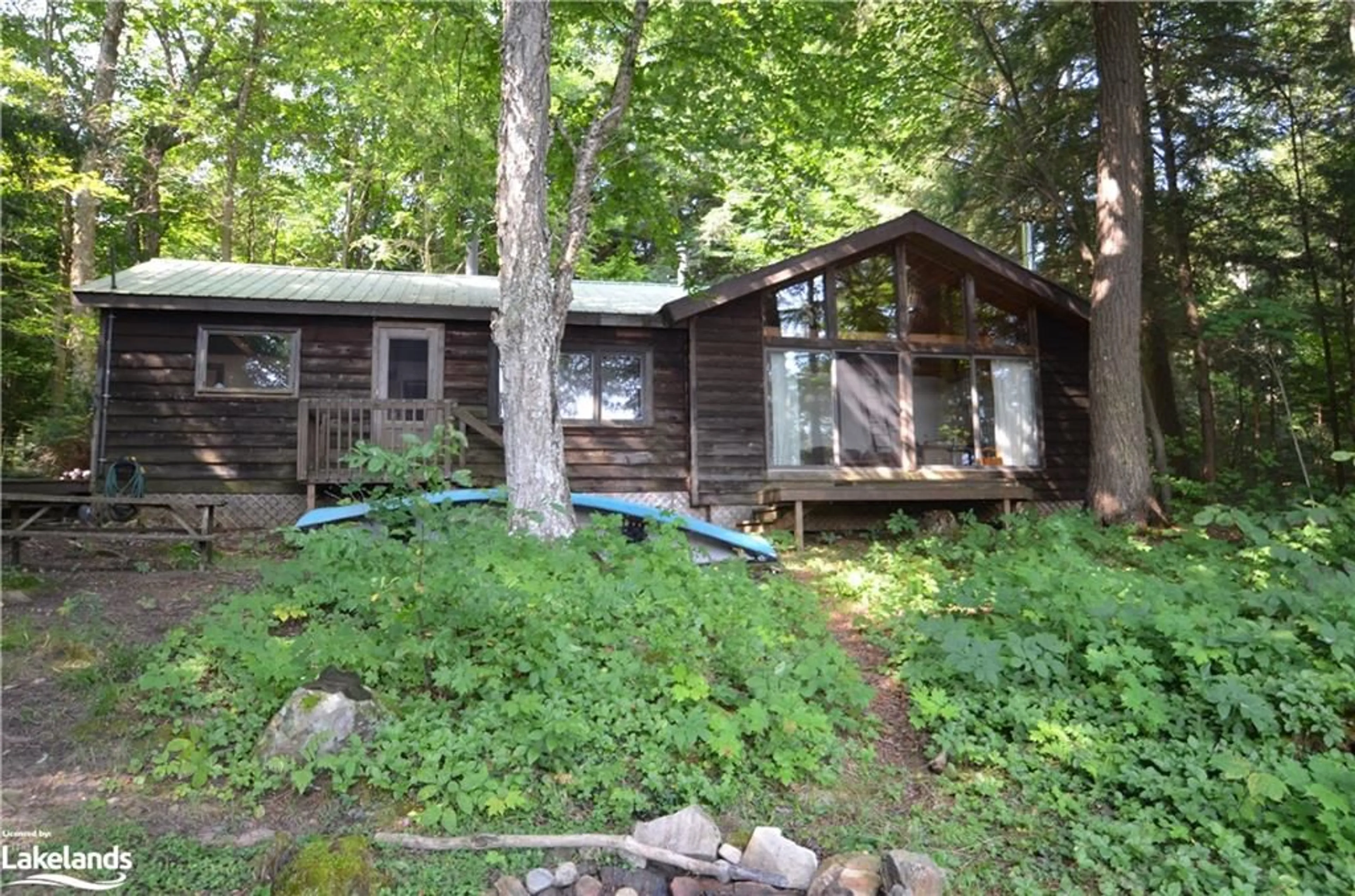 Cottage for 1196 Farmer Hays Dr, Dorset Ontario P0A 1E0