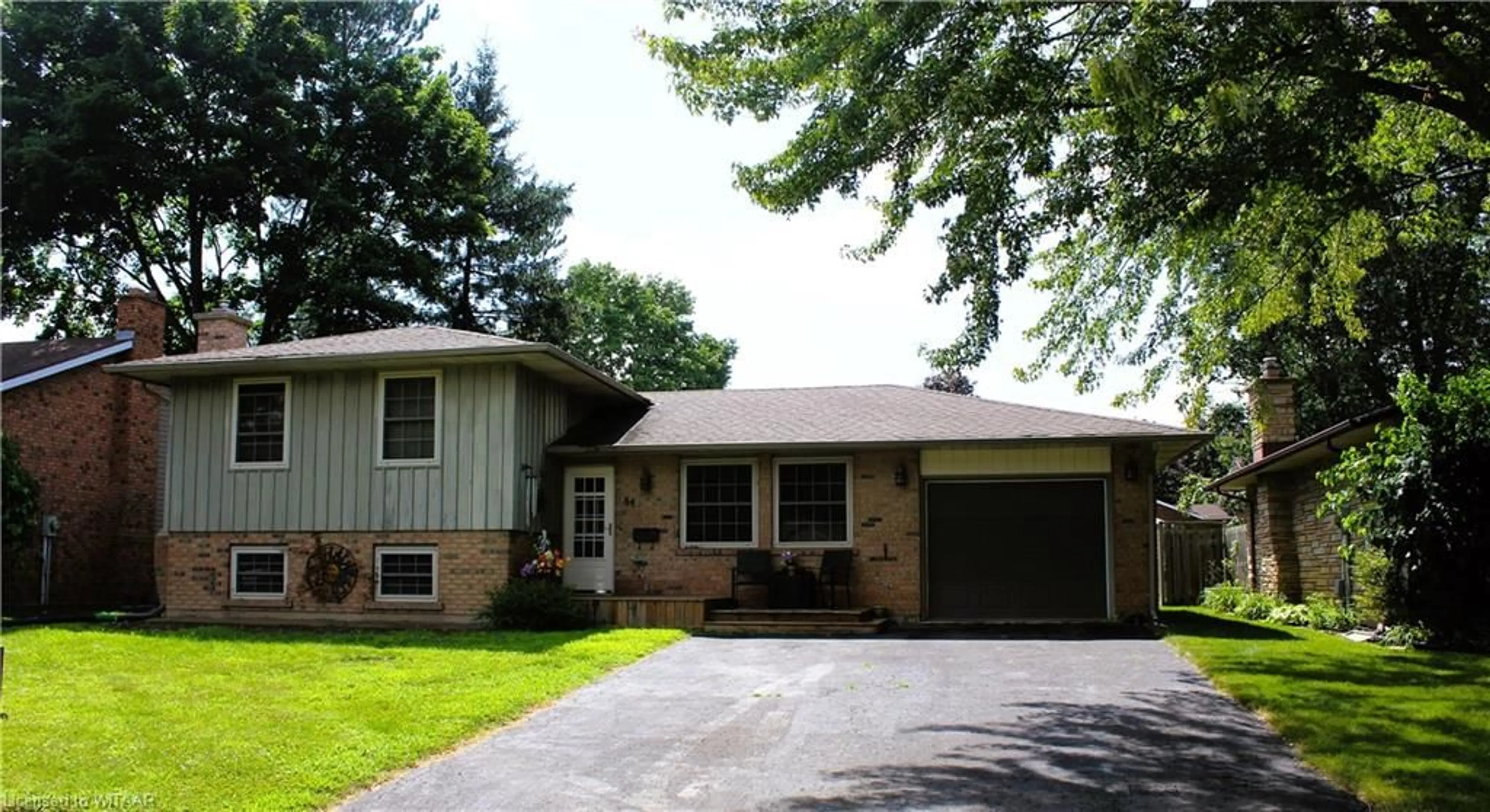 Frontside or backside of a home for 84 Trottier Dr, Tillsonburg Ontario N4G 4R2