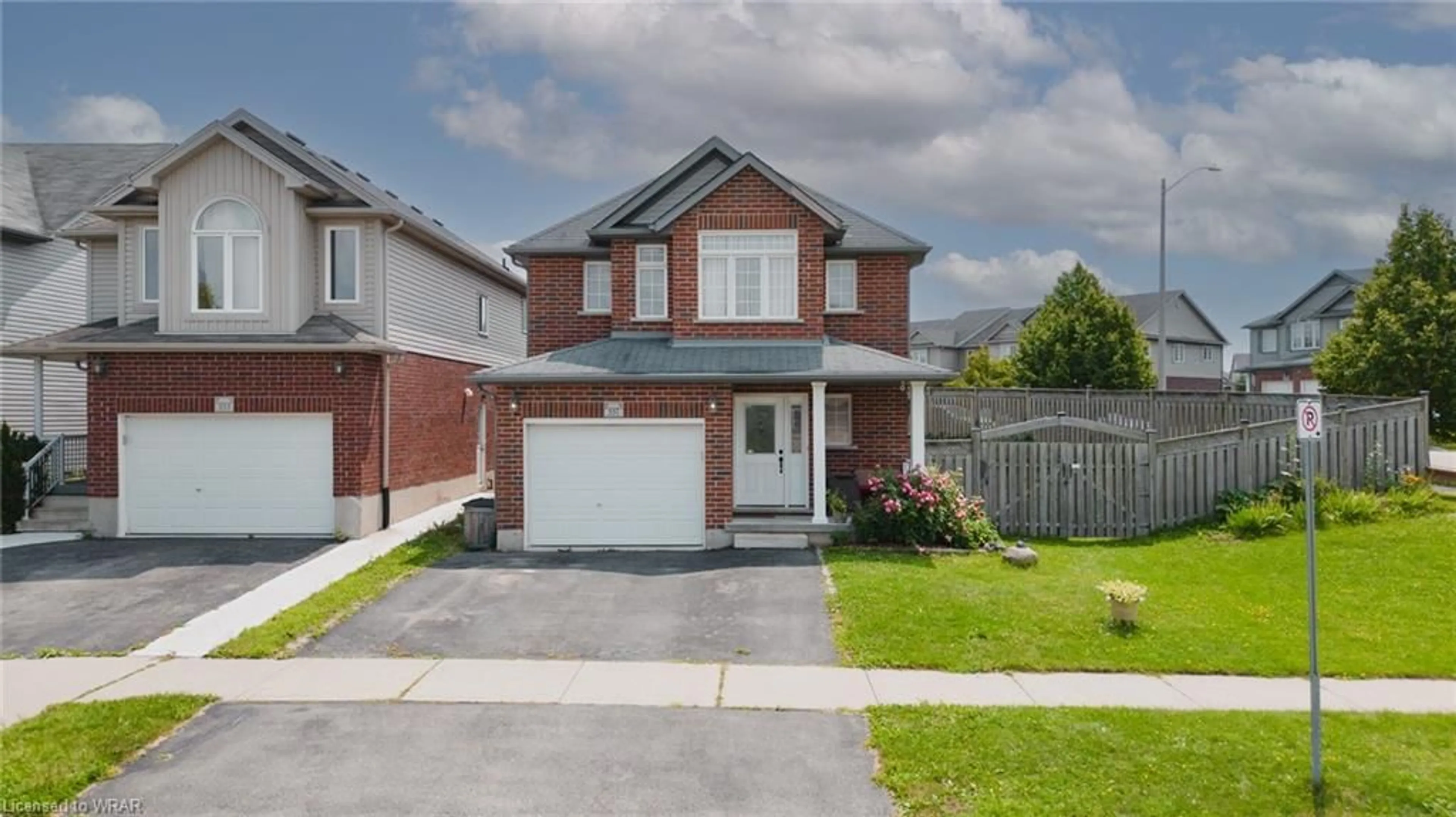 Frontside or backside of a home for 337 Featherstone Cres, Kitchener Ontario N2R 1Z4