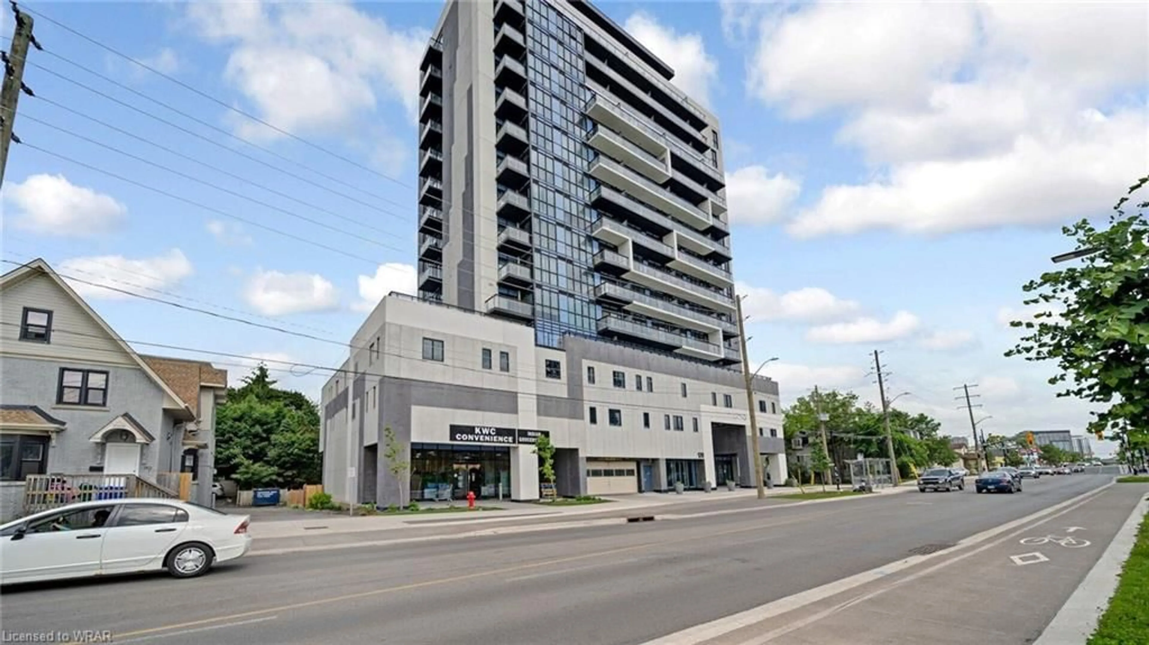 A pic from exterior of the house or condo for 128 King St #1501, Waterloo Ontario N2J 0E9