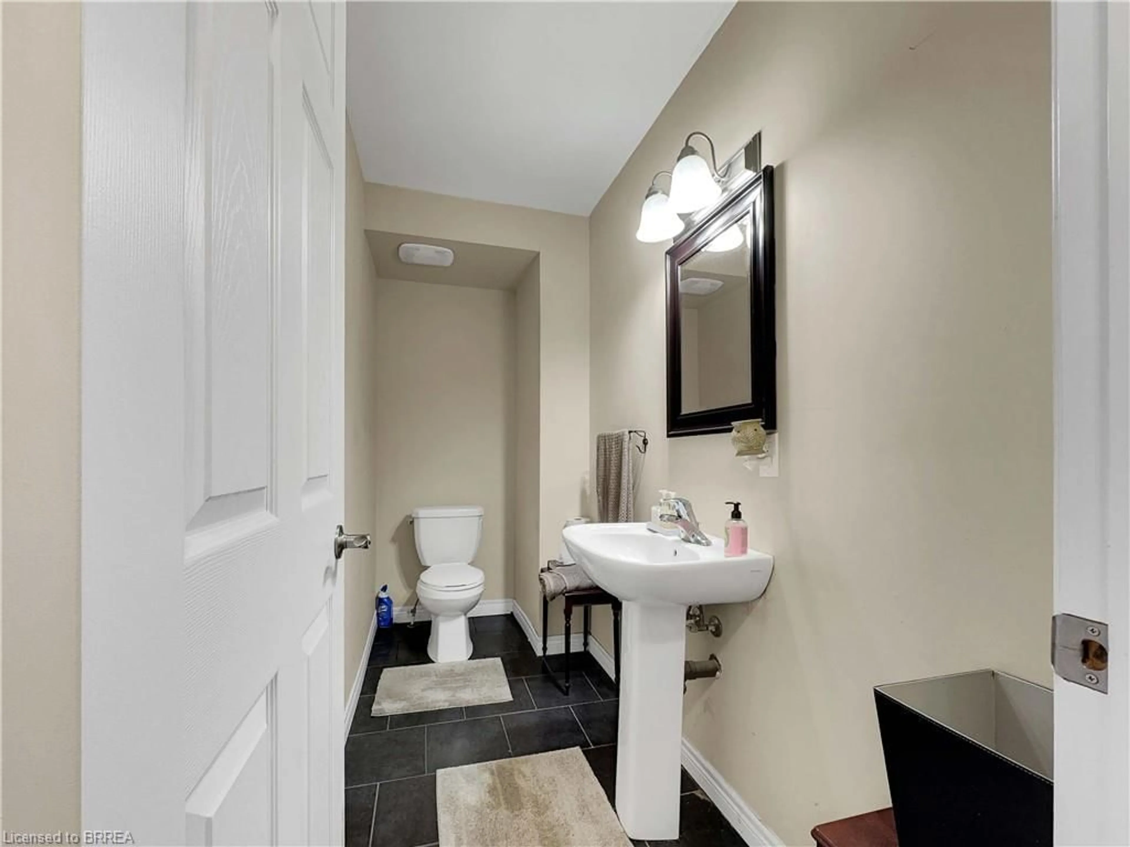 Standard bathroom, wood floors for 20 Mcconkey Cres #106, Brantford Ontario N3S 0C2