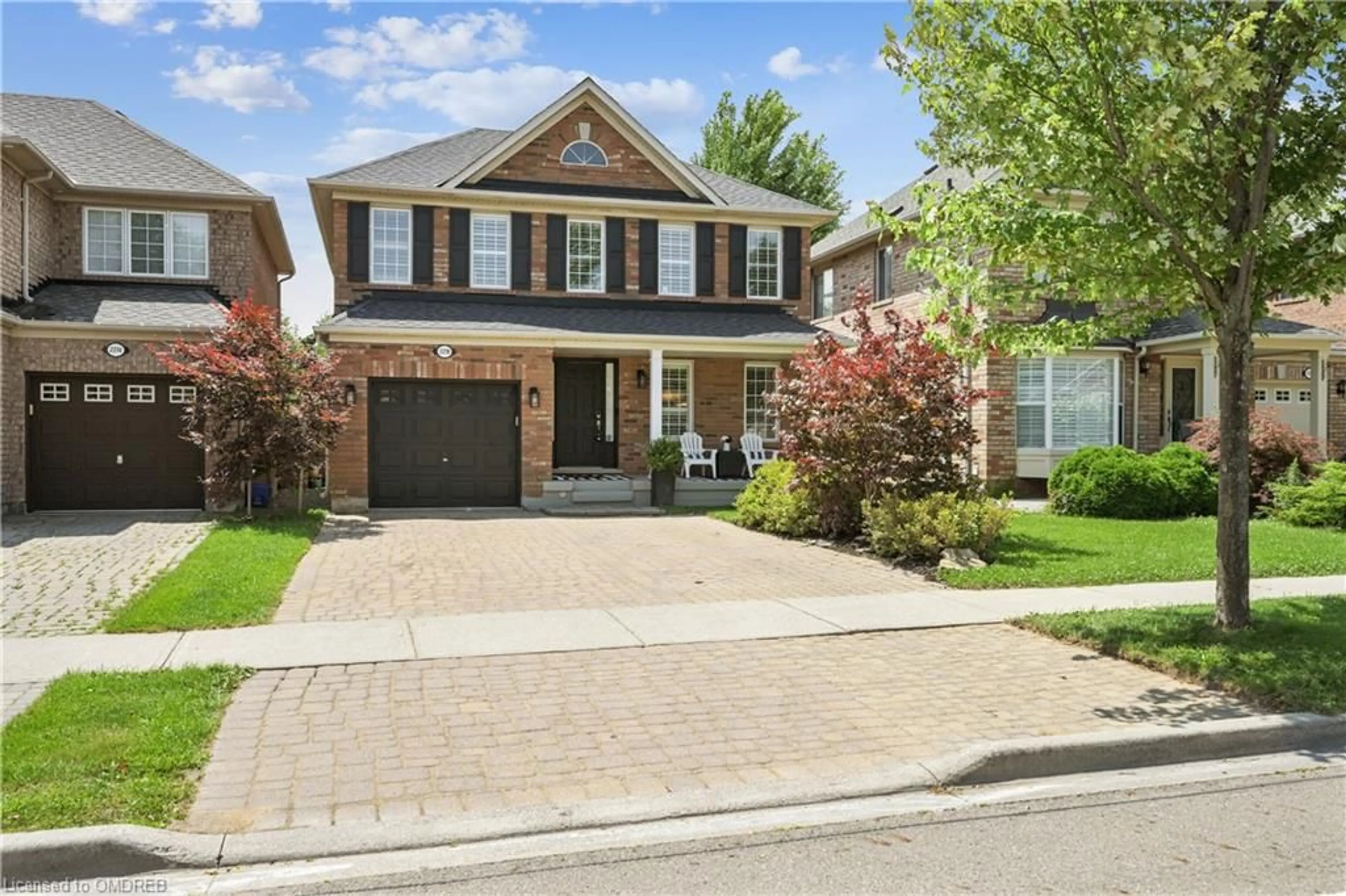 Home with brick exterior material for 2278 Grand Oak Trail, Oakville Ontario L6M 4X2