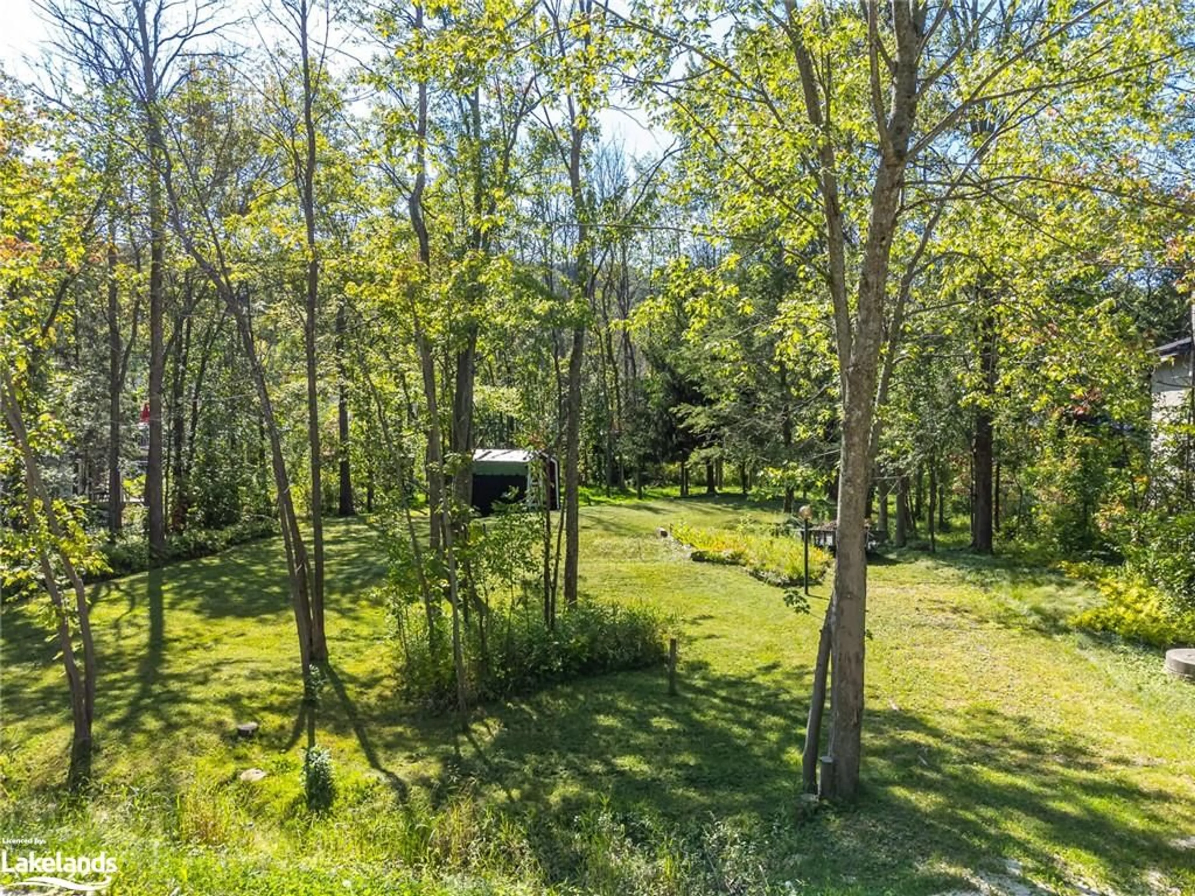 Shed for 120 Patricia Dr, The Blue Mountains Ontario L9Y 0P1