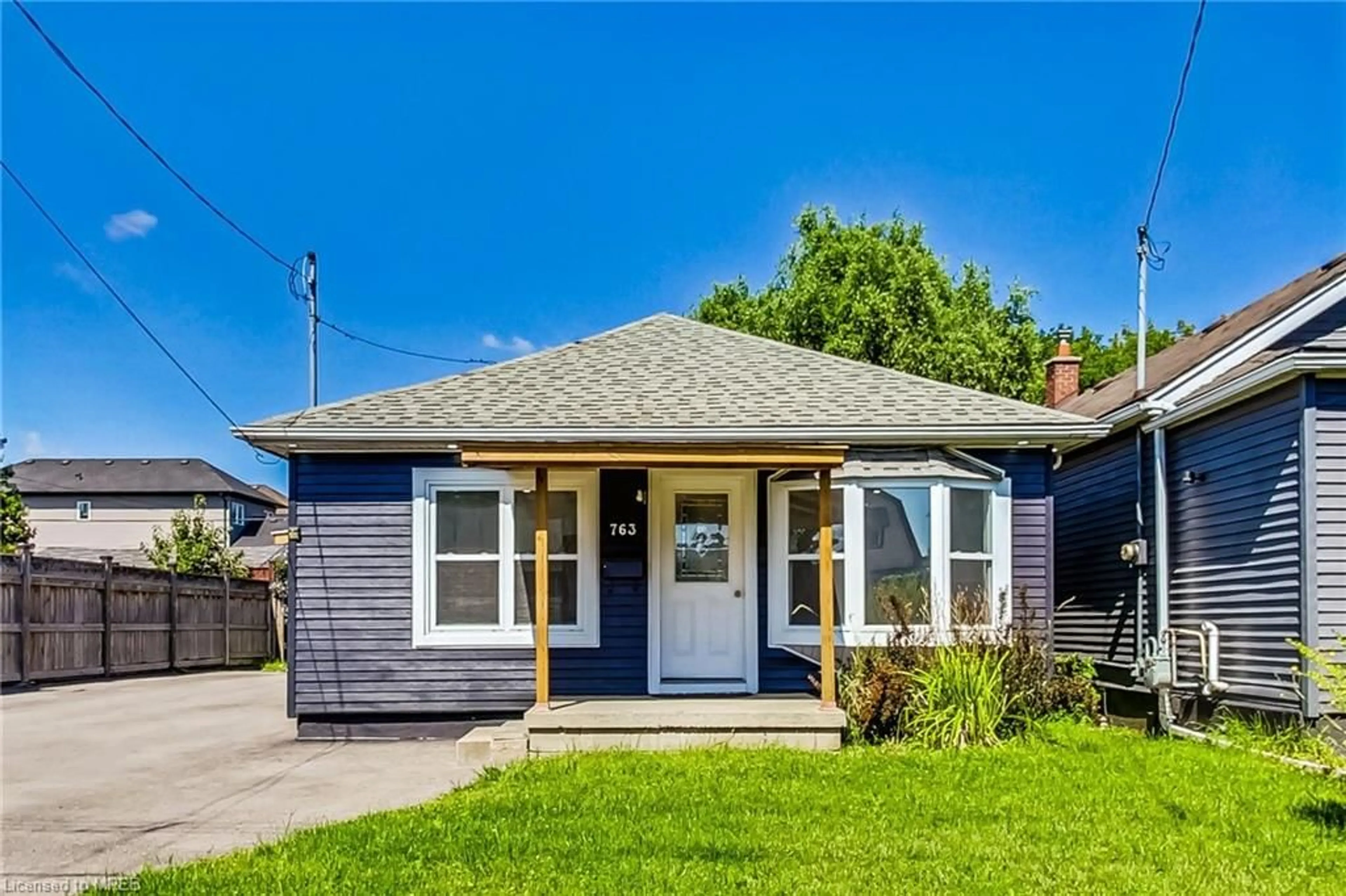 Frontside or backside of a home for 763 Tate Ave, Hamilton Ontario L8H 6M1