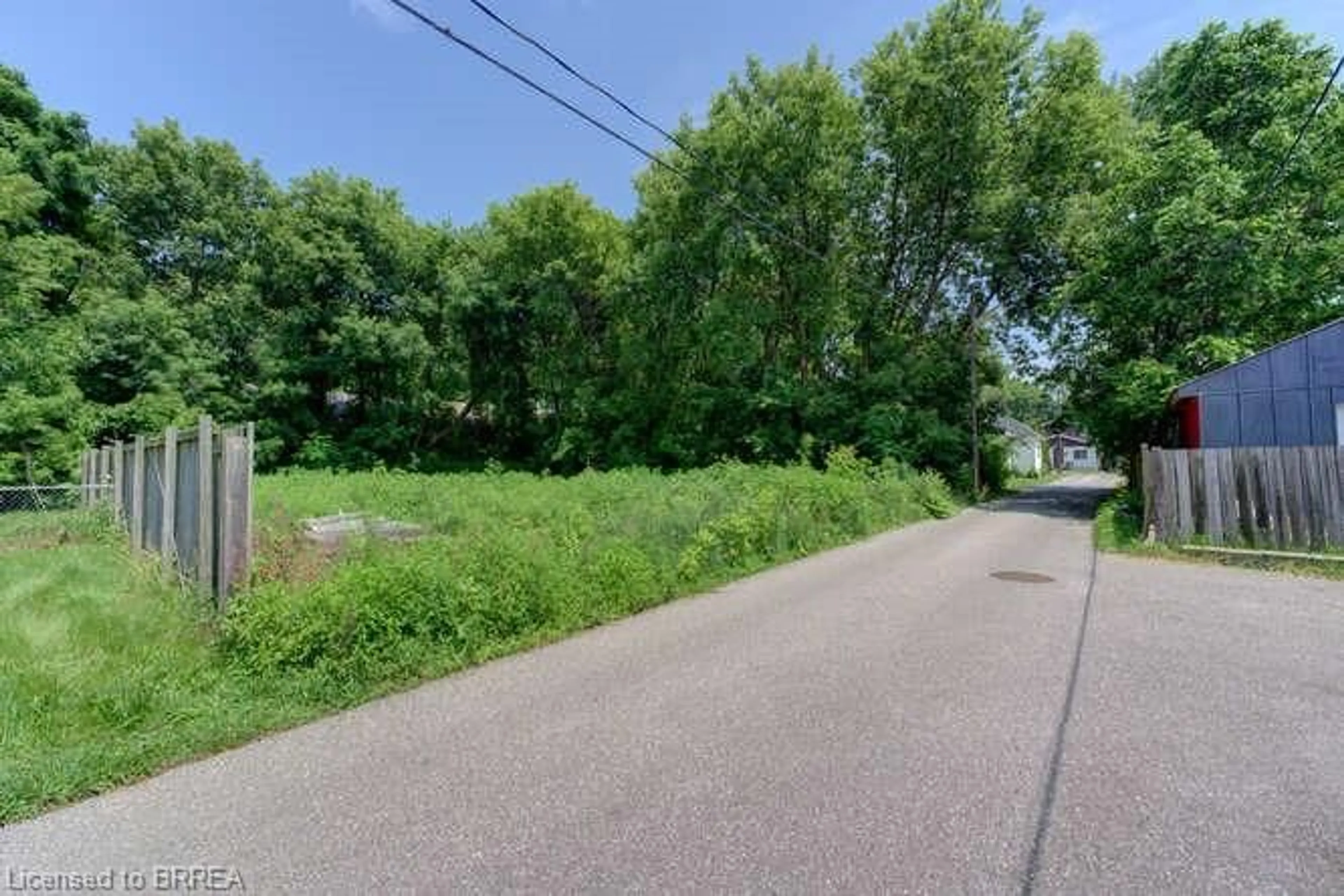 A pic from exterior of the house or condo, the street view for 38 Brock Lane, Brantford Ontario N3S 4Y6