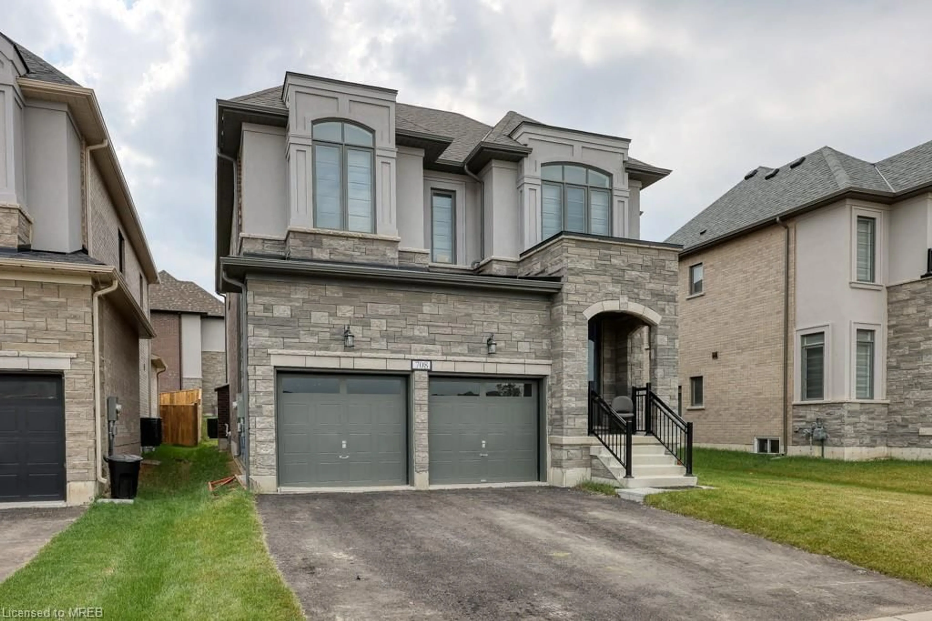 Frontside or backside of a home for 708 Knights Lane, Woodstock Ontario N4T 0N5