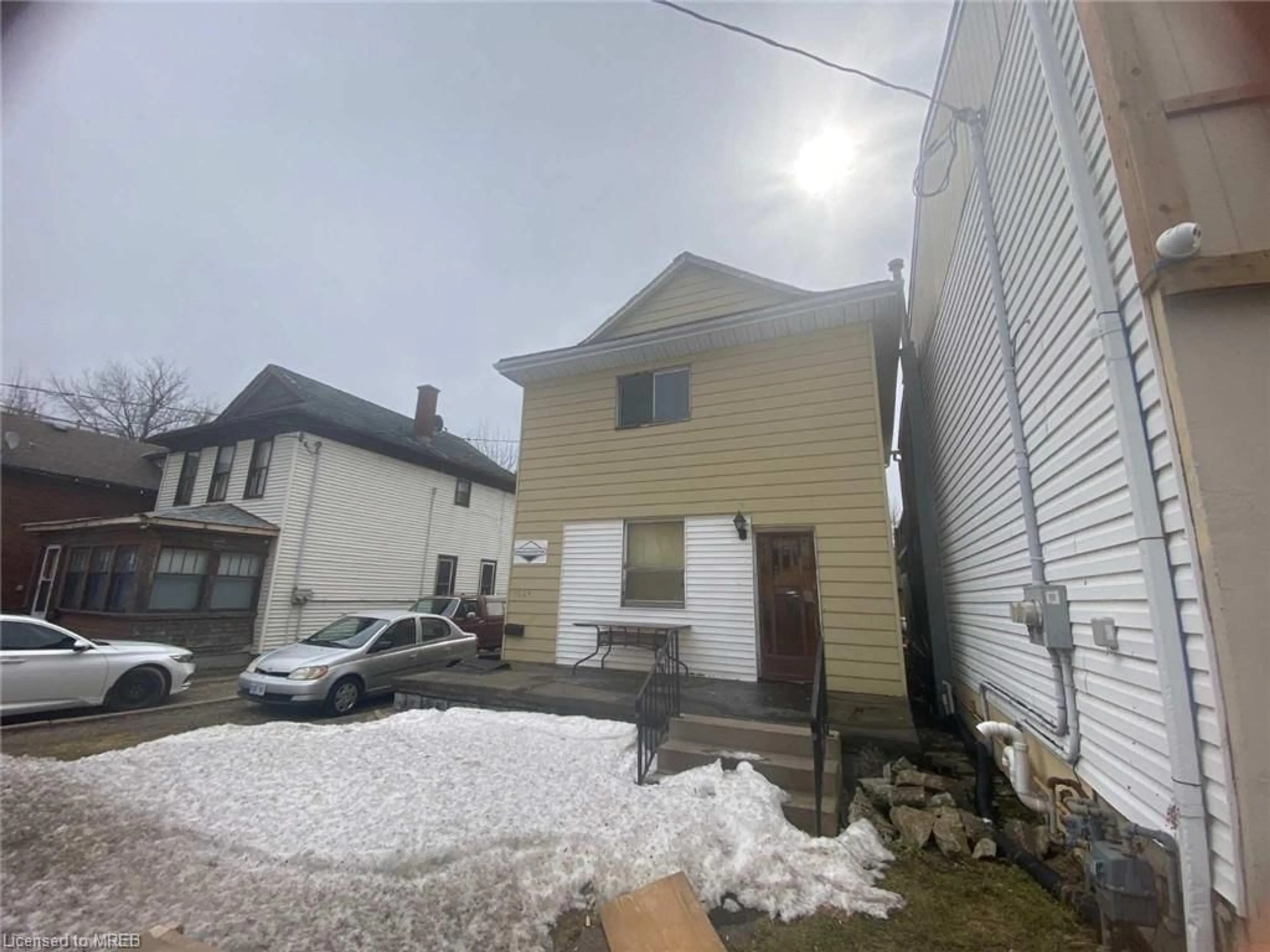 Frontside or backside of a home for 4524 Bridge St, Niagara Falls Ontario L2E 2R7