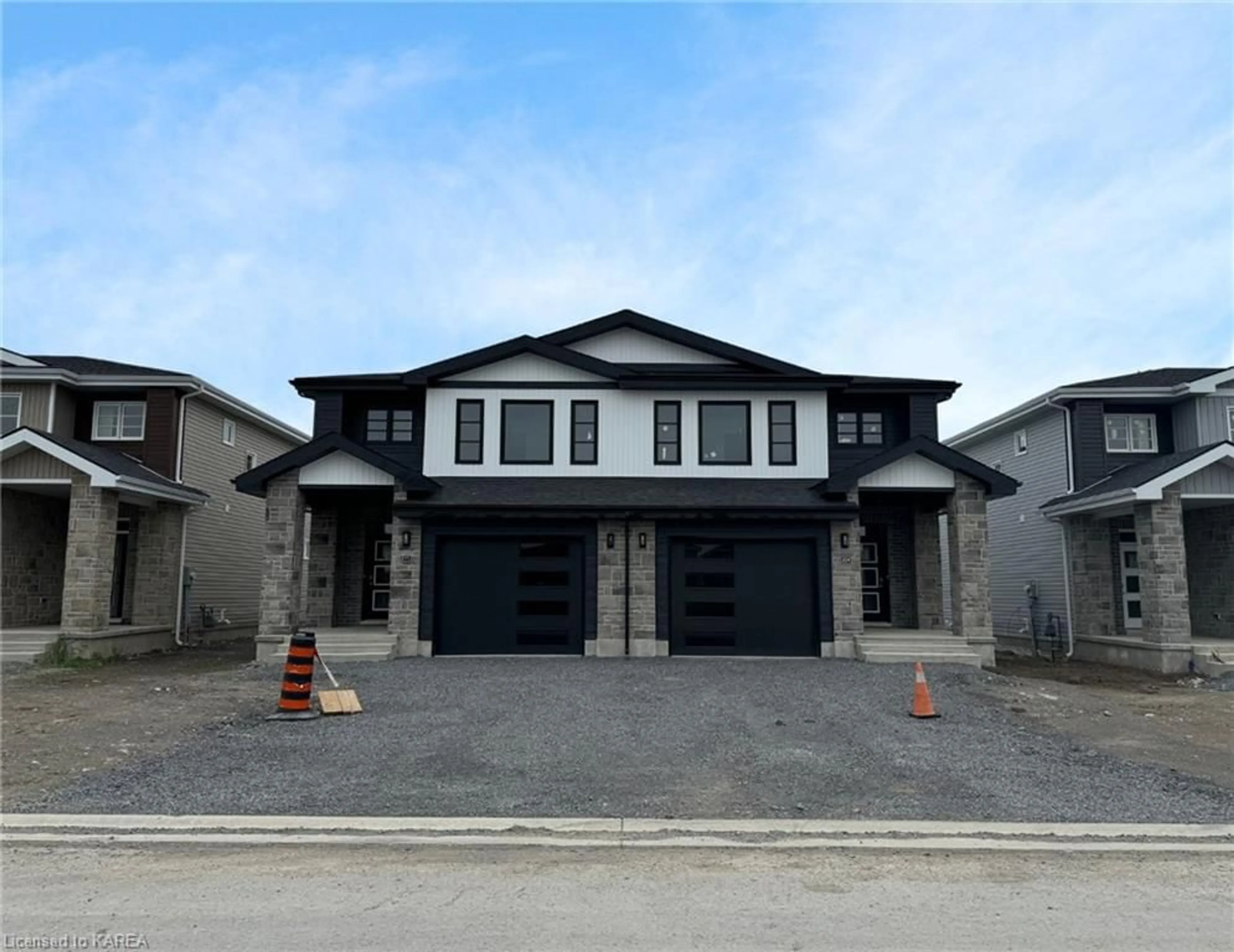 Frontside or backside of a home for 209 Superior Dr, Amherstview Ontario K7N 0E5