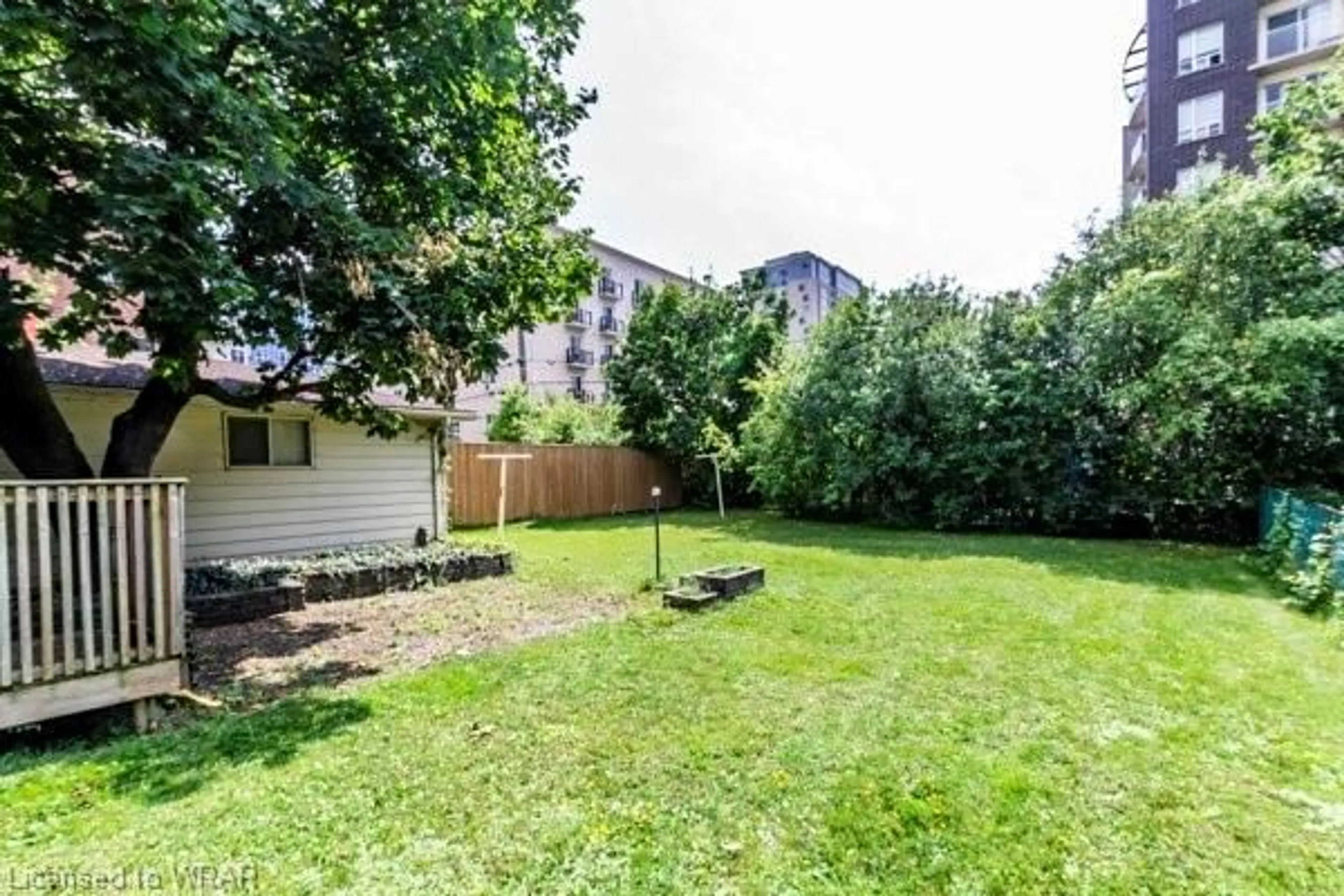 Fenced yard for 273 Sunview St, Waterloo Ontario N2L 3V8