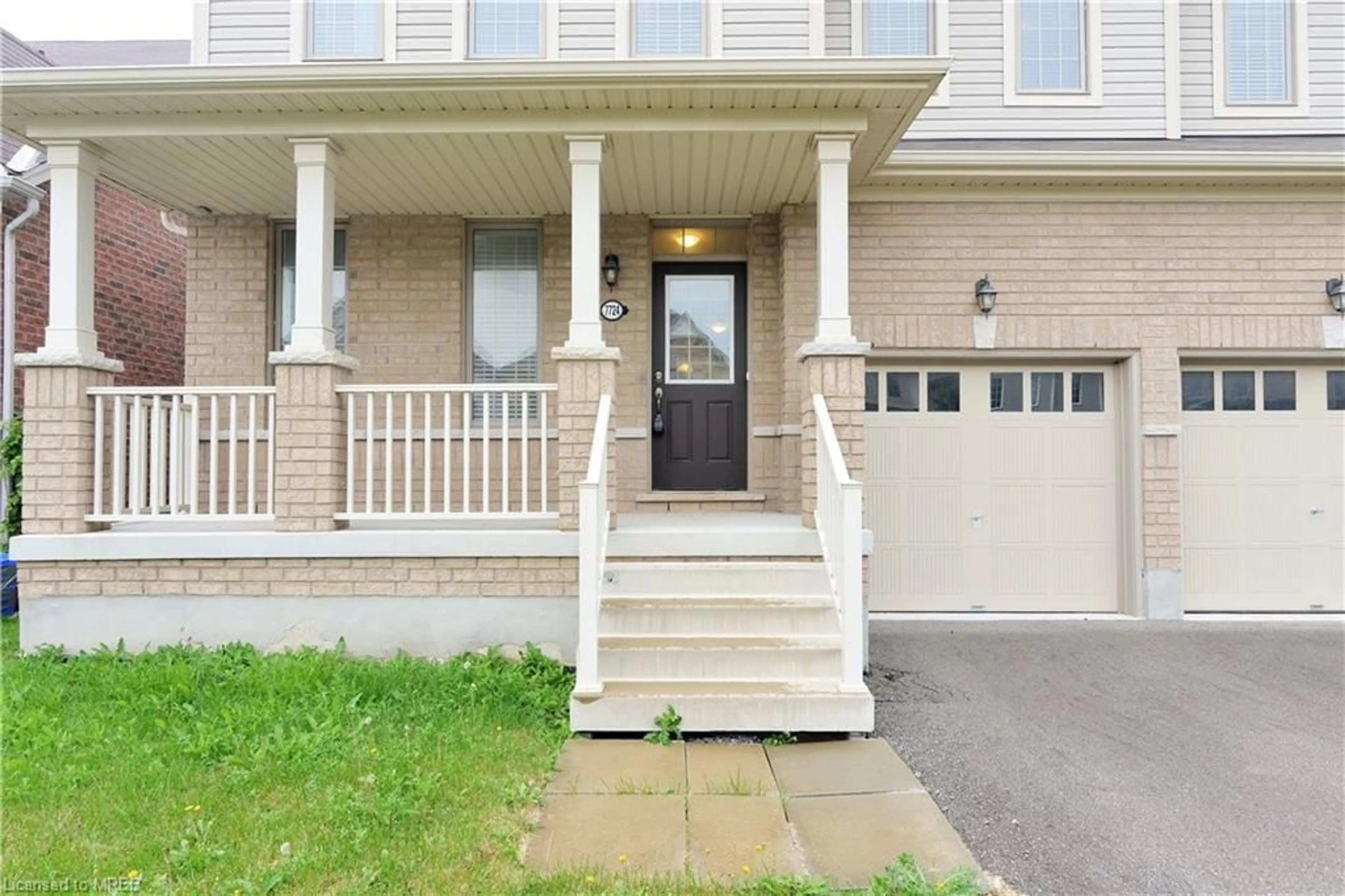 A pic from exterior of the house or condo for 7724 Black Maple Dr, Niagara Falls Ontario L2H 0N7