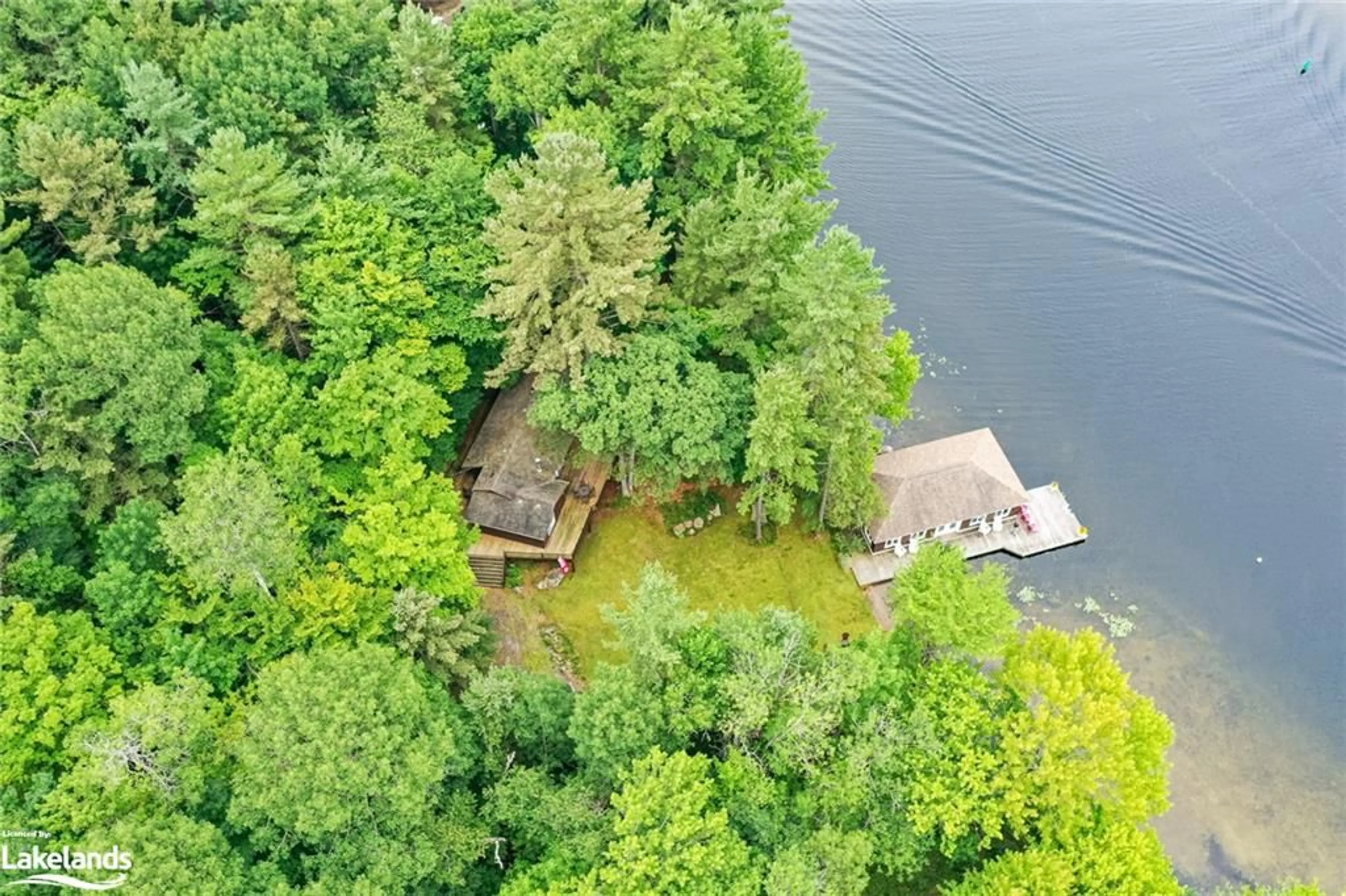 Cottage for 1007 Omineca Road 6, Port Carling Ontario P0B 1J0