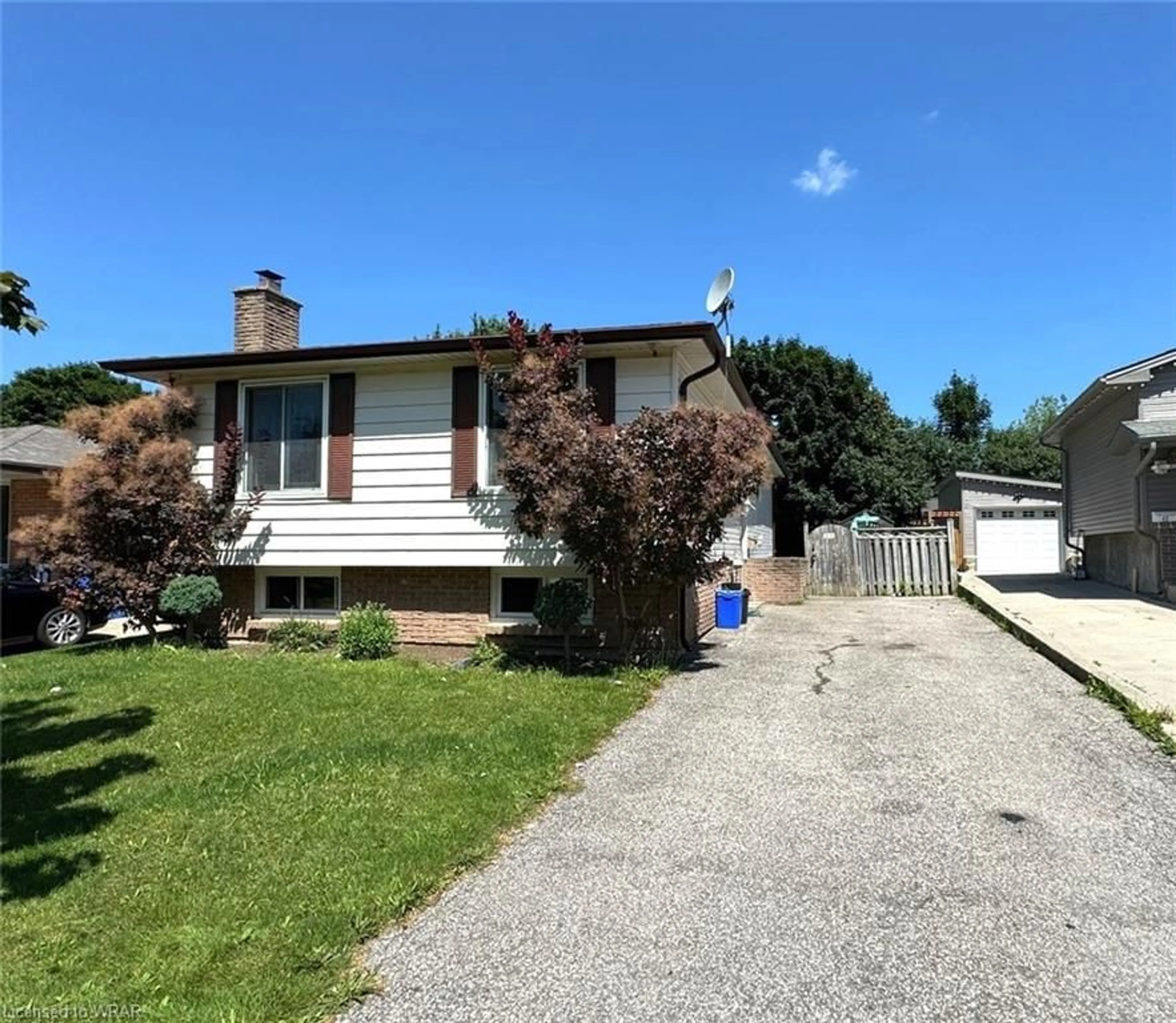 Frontside or backside of a home for 38 Patience Cres, London Ontario N6E 2K9