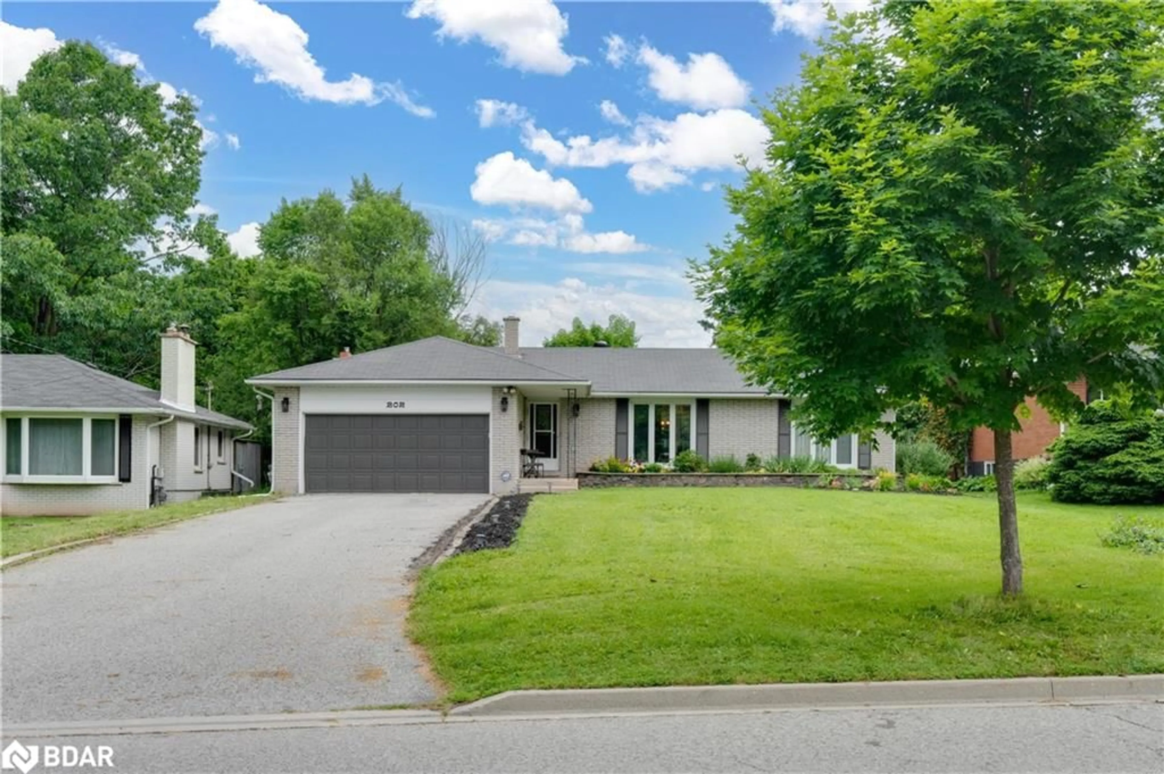 Frontside or backside of a home for 202 Warnica Rd, Barrie Ontario L4N 3Z1